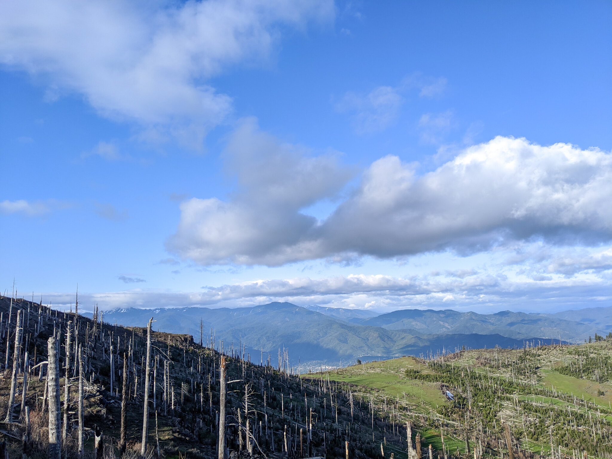 Best Oregon Hikes with Amazing Views - Grizzly Peak Loop - Ashland