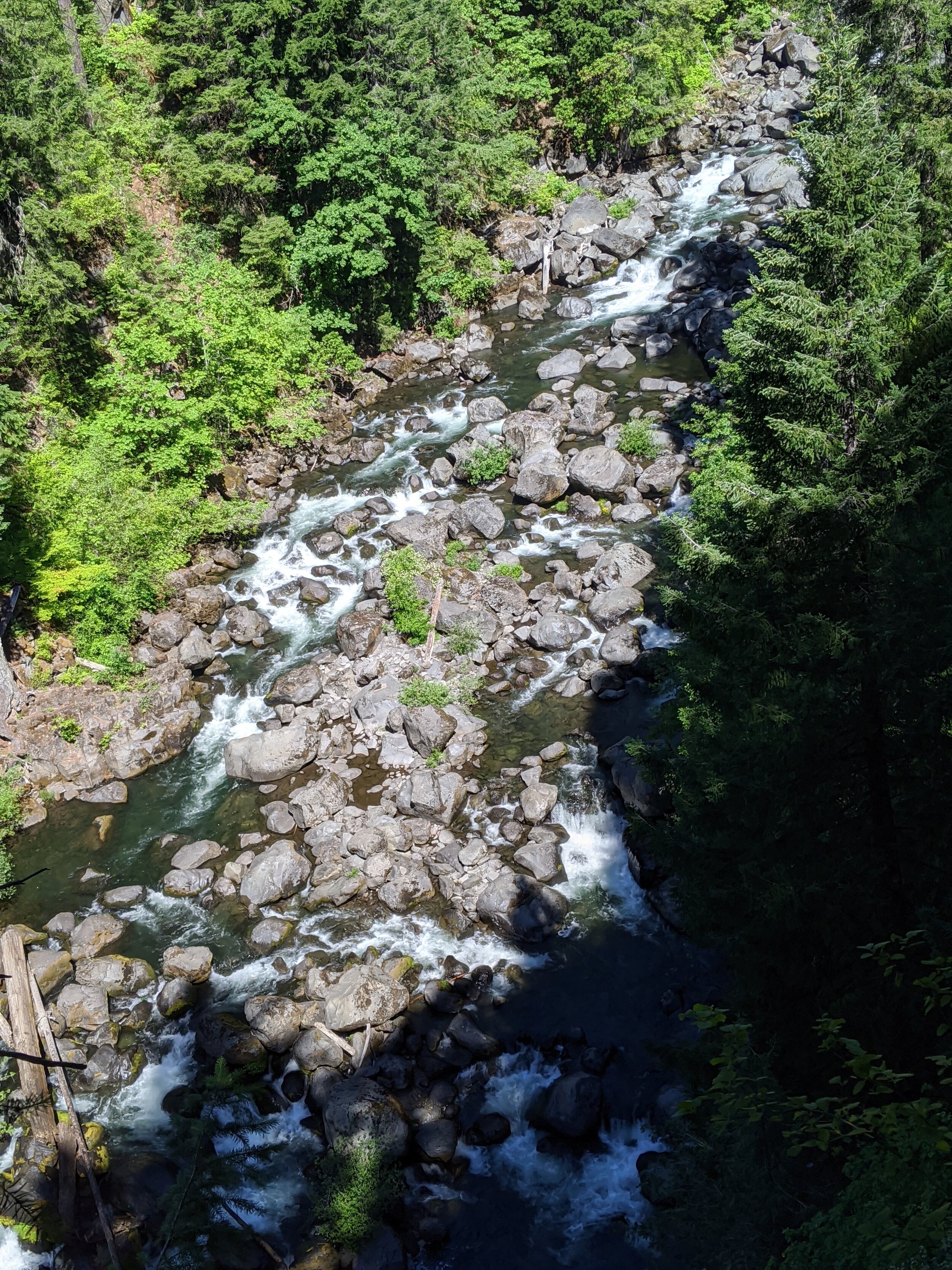 WATERFALLS - Pearsony Falls - Prospect - What to do in Southern Oregon - Hiking - Travel