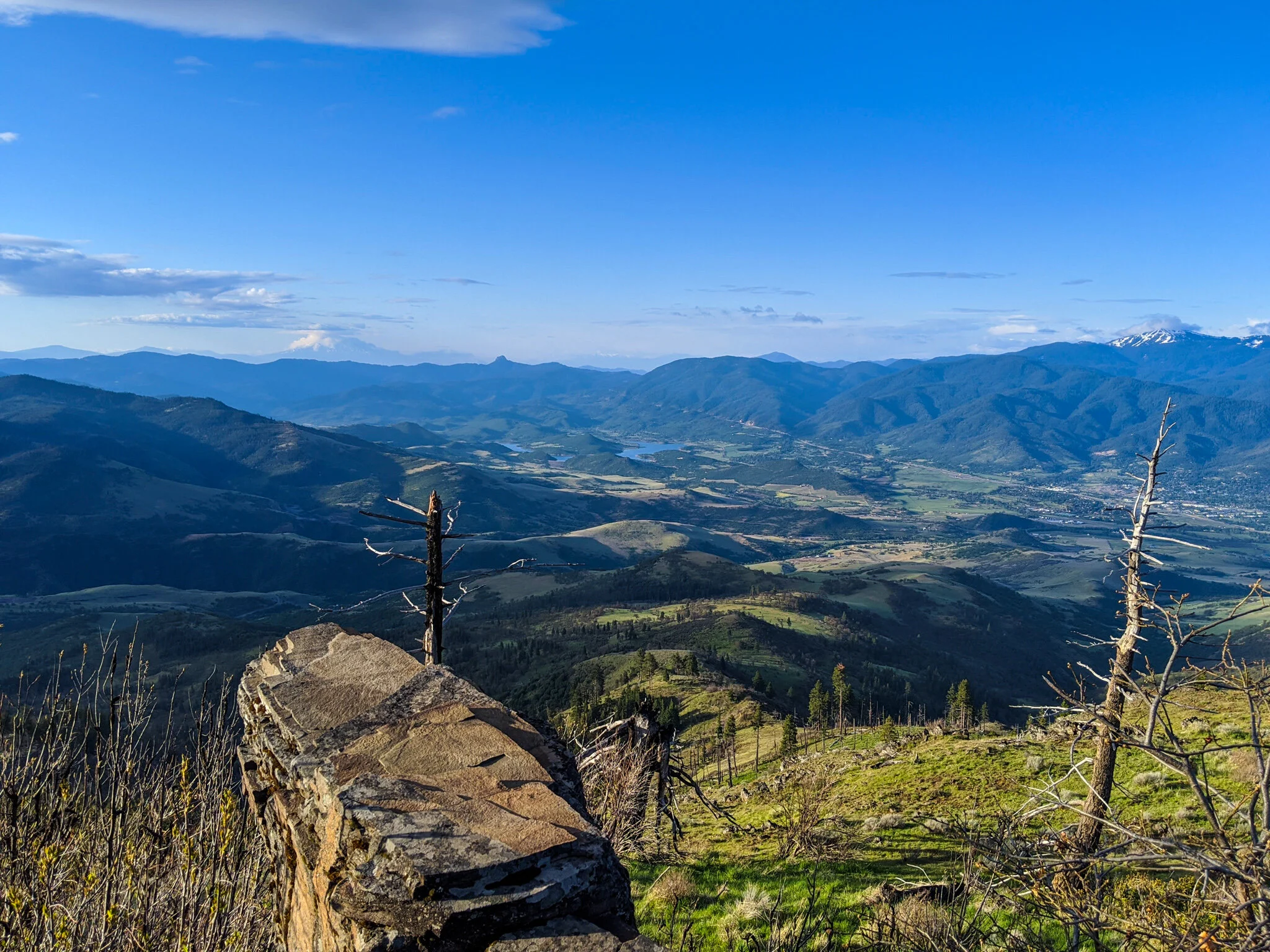 HIKES WITH AMAZING VIEWS - GRIZZLY PEAK LOOP TRAIL IN ASHLAND