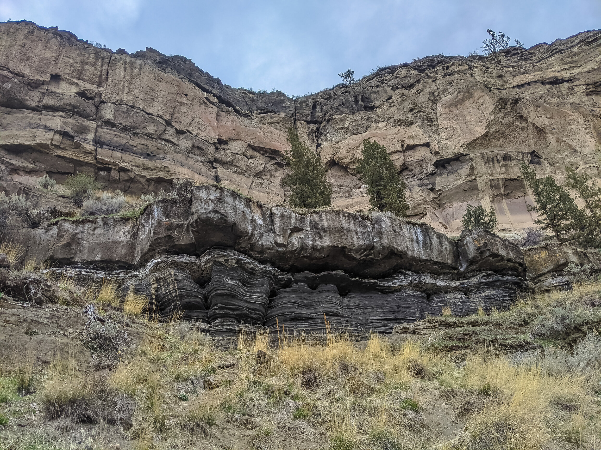 HIKES NEAR BEND - STEELHEAD FALLS