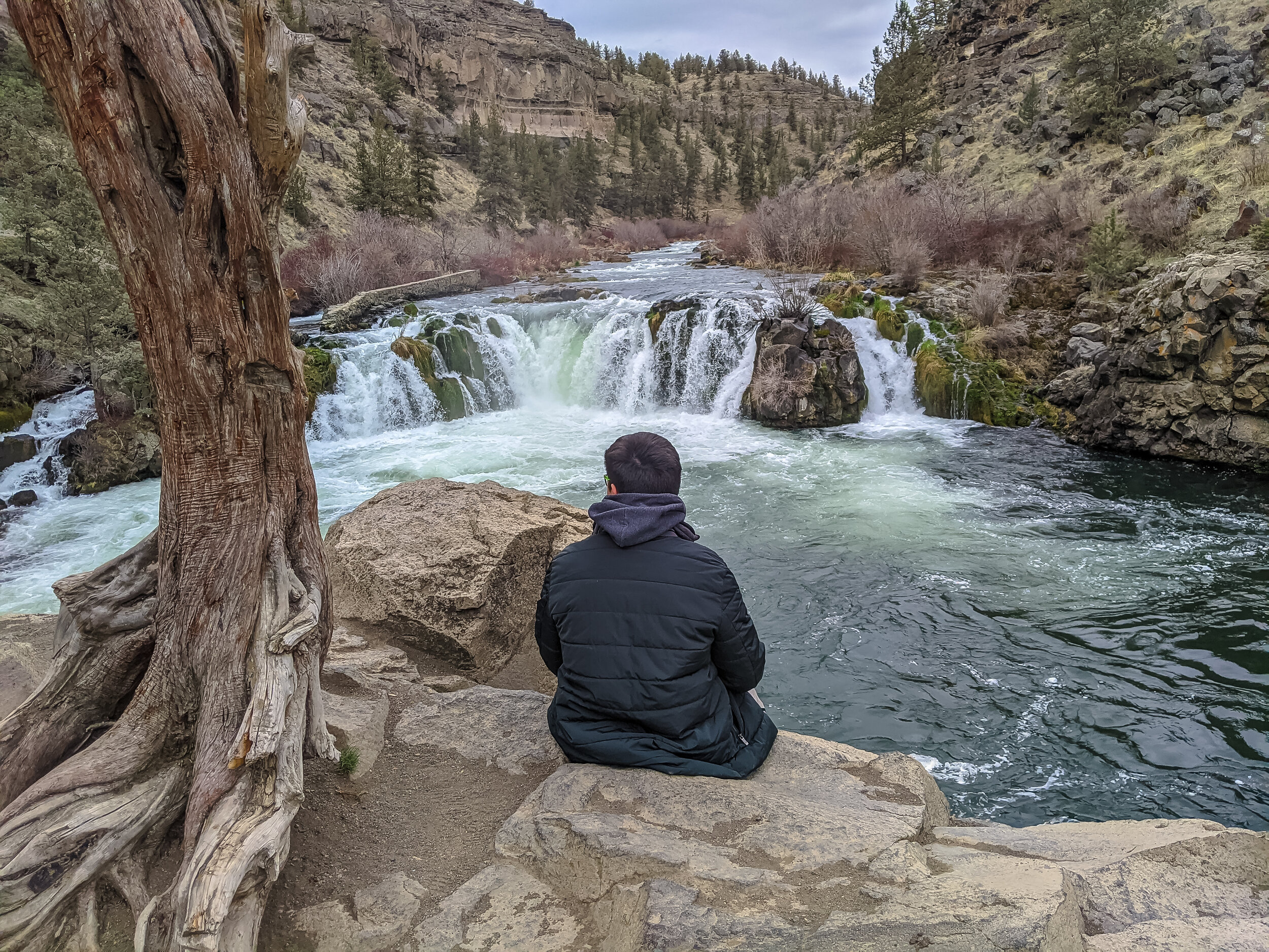 HIKES NEAR BEND - STEELHEAD FALLS