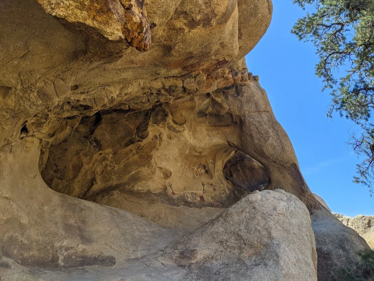Barker Dam Trail - Joshua Tree National Park, California - Hiking - Family Travel - Fun with Kids