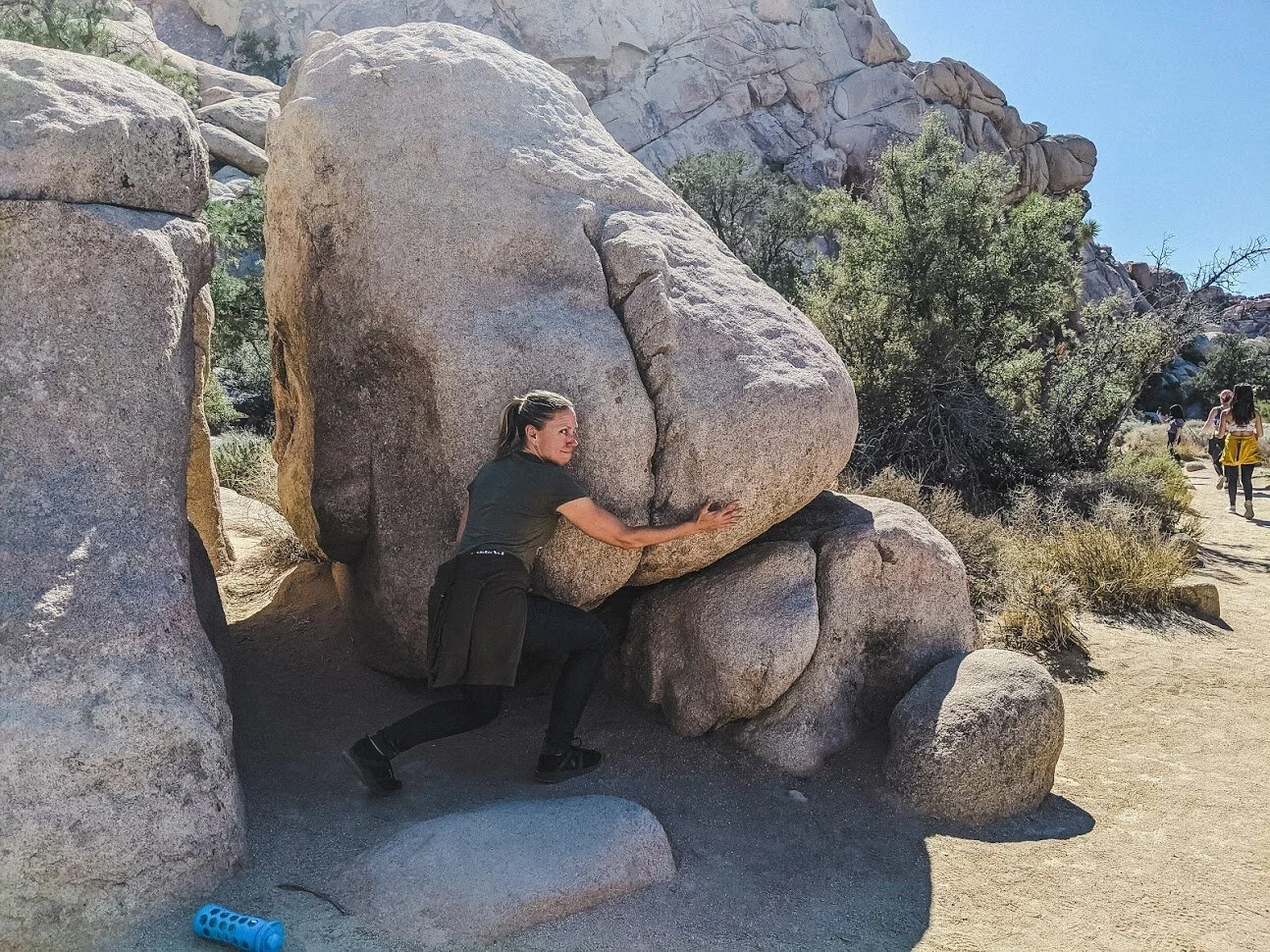 Hidden Valley Trail - Joshua Tree National Park, California - Hiking - Family Traveil - Fun with Kids
