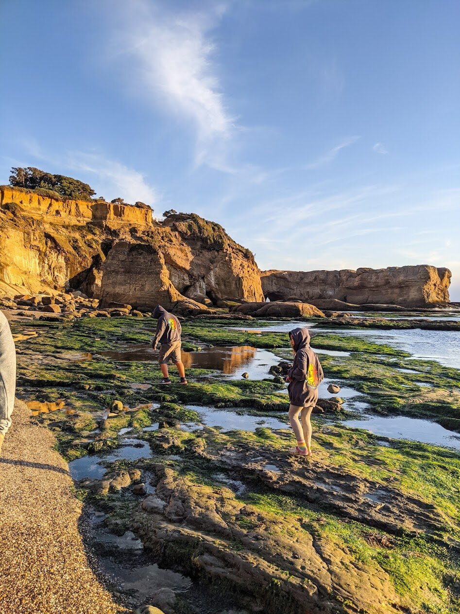 Devil's Punchbowl Natural Area - Outdoor Adventures with Kids