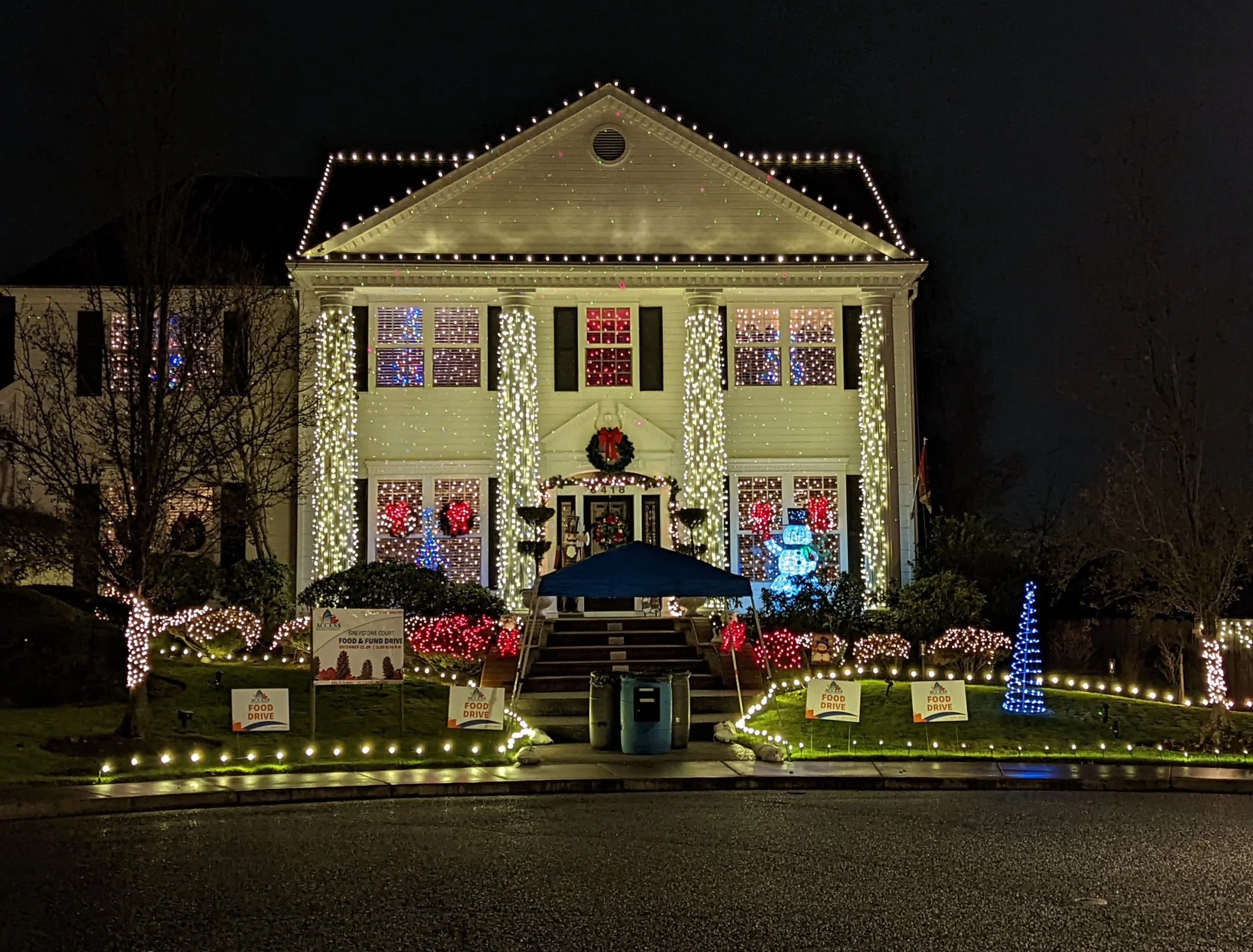 2025 Cherry Ln. Holiday Lights in Medford