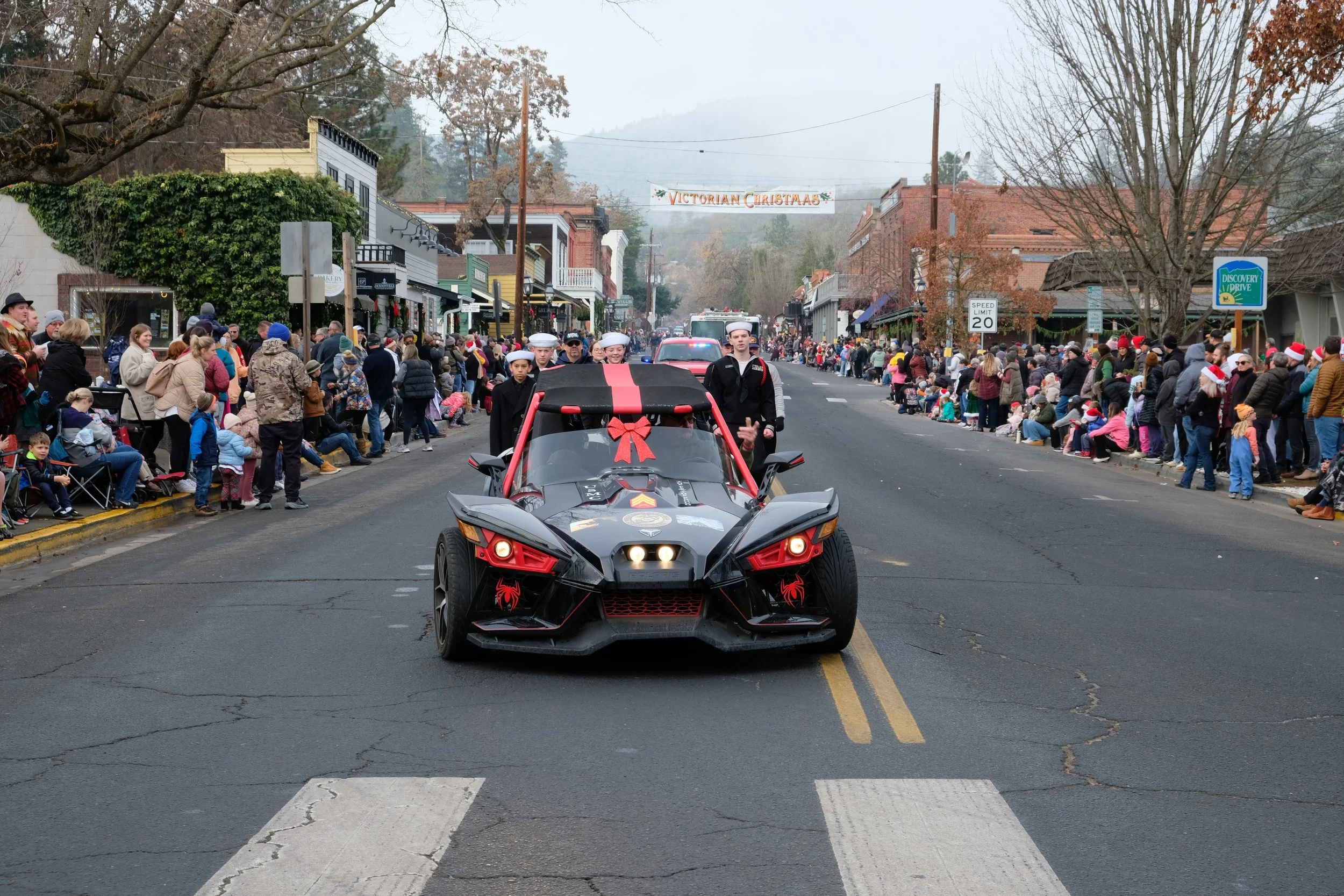 2024 Jacksonville Victorian Holiday Parade (8).JPG