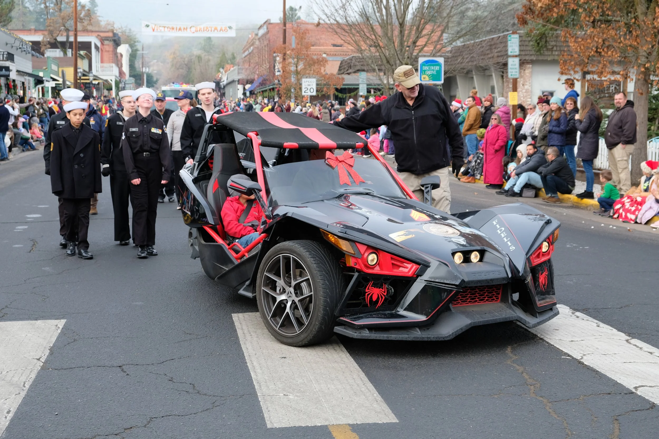 2024 Jacksonville Victorian Holiday Parade (10).JPG