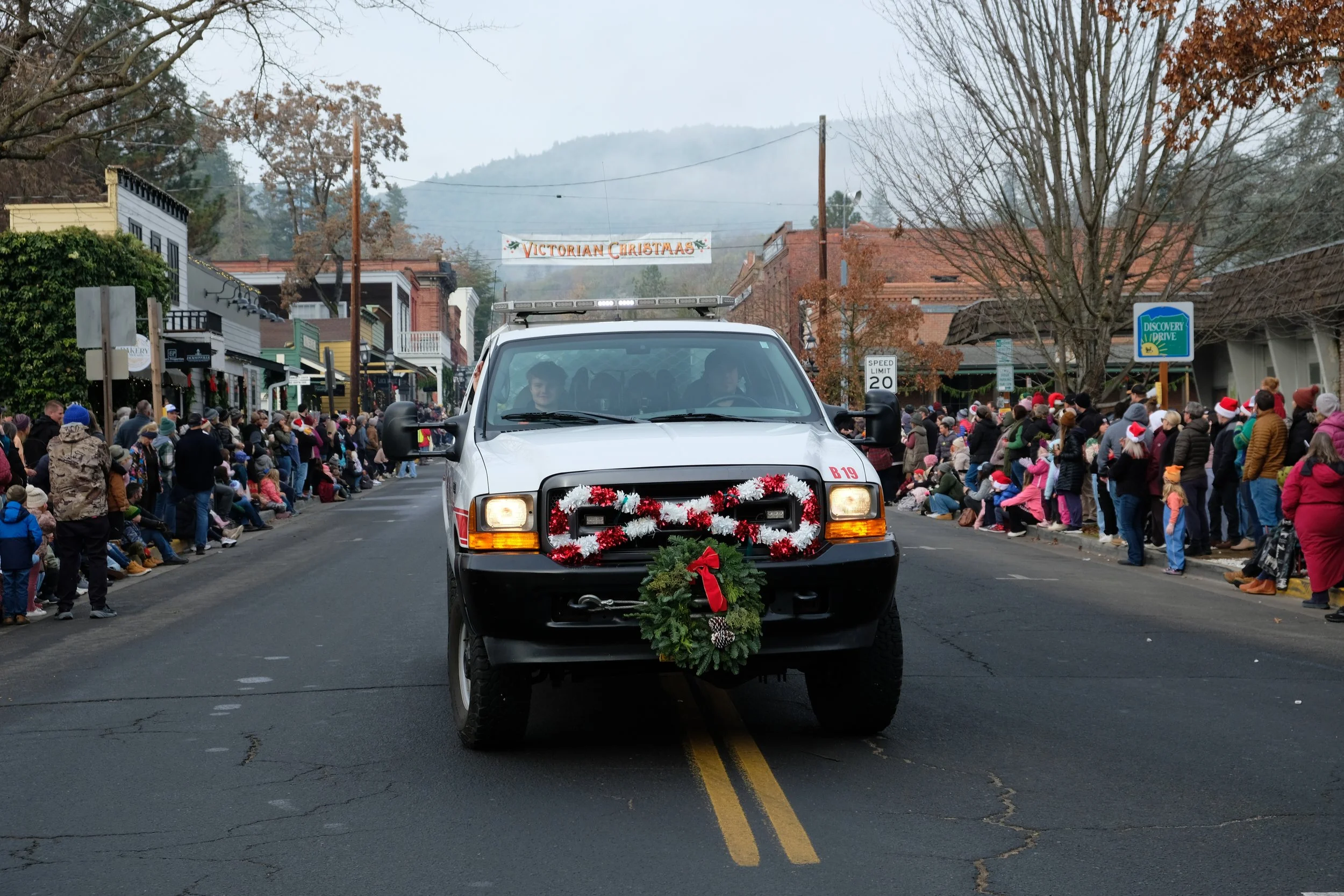 2024 Jacksonville Victorian Holiday Parade (21).JPG