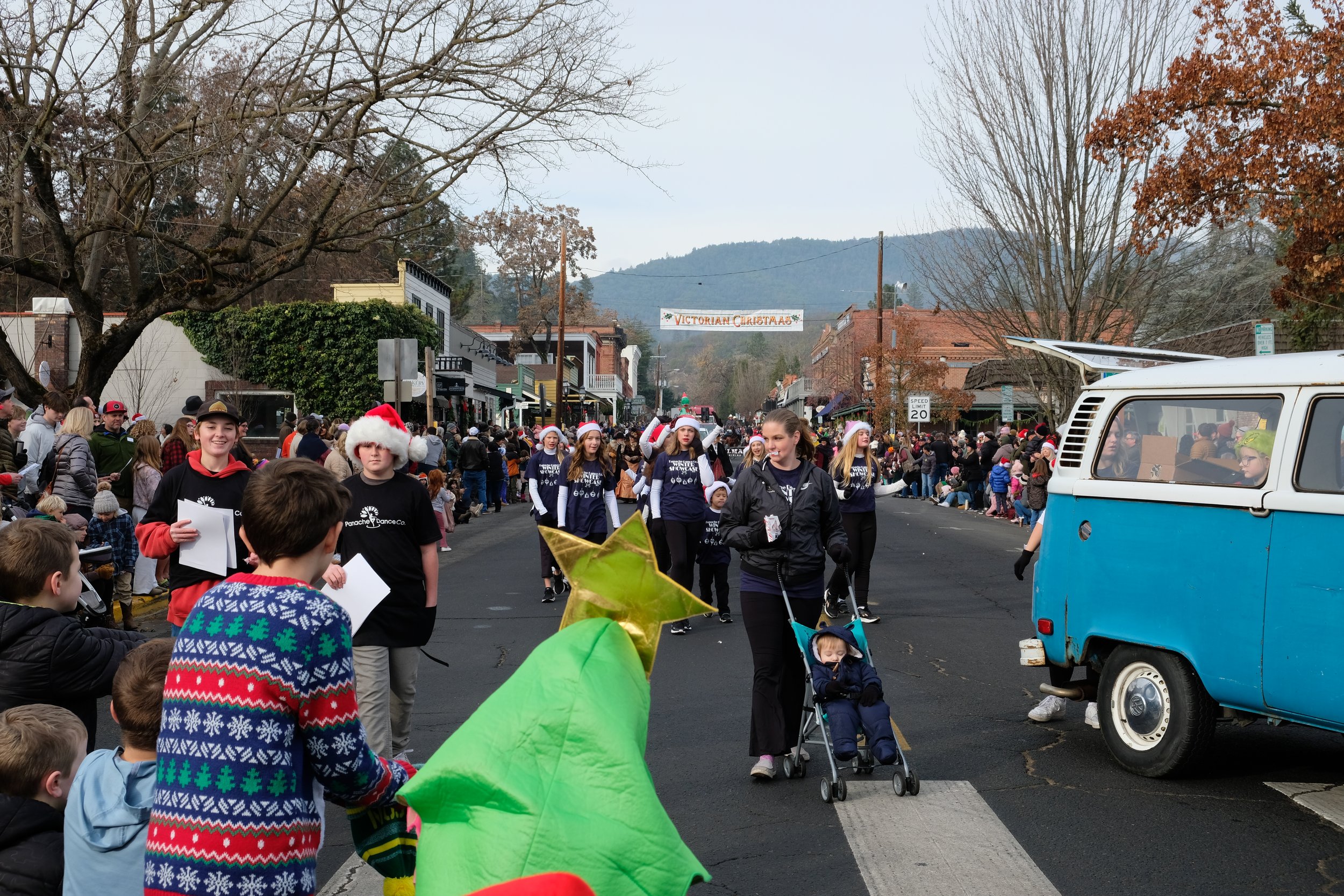 2024 Jacksonville Victorian Holiday Parade (126).JPG