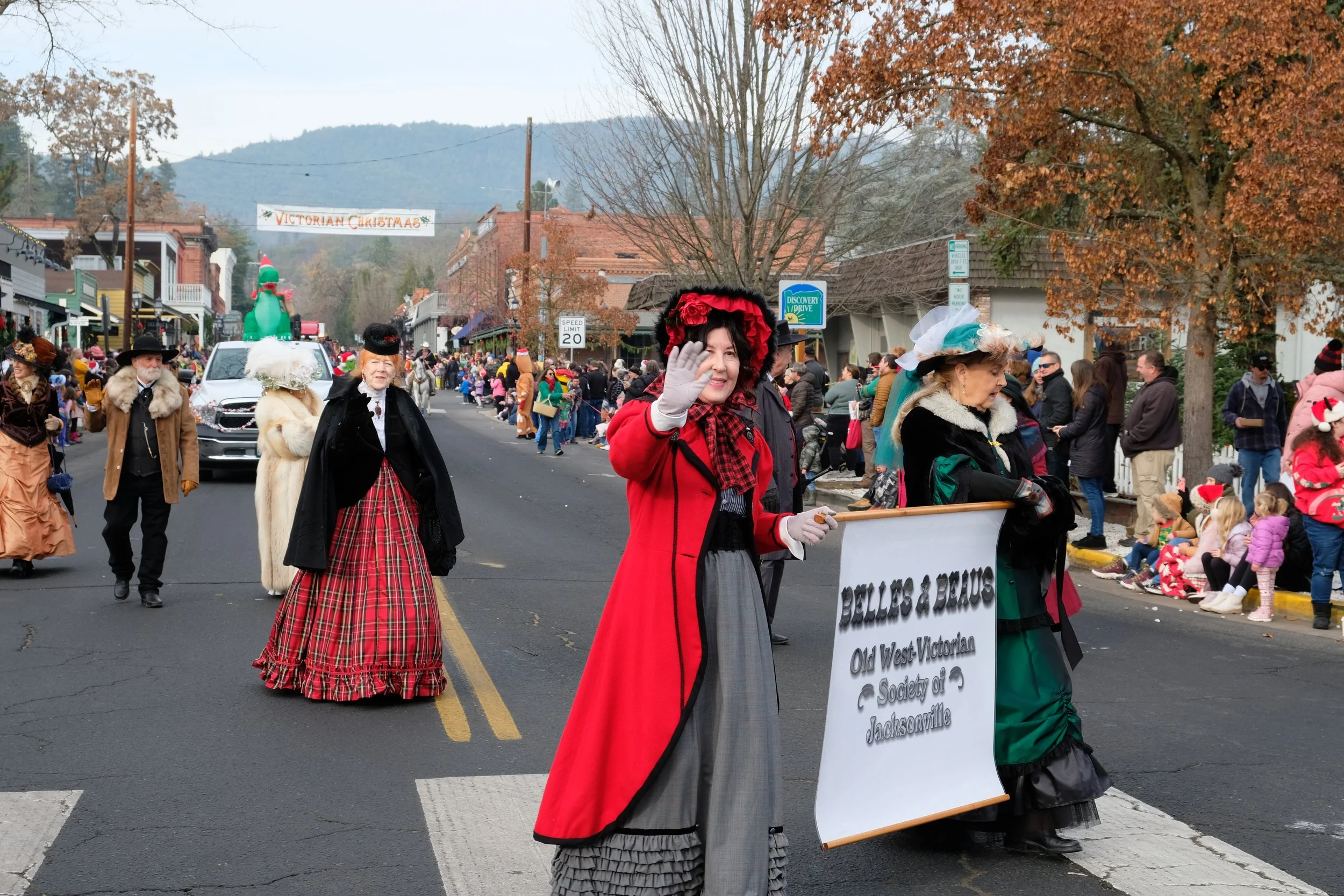 2024 Jacksonville Victorian Holiday Parade (132).JPG