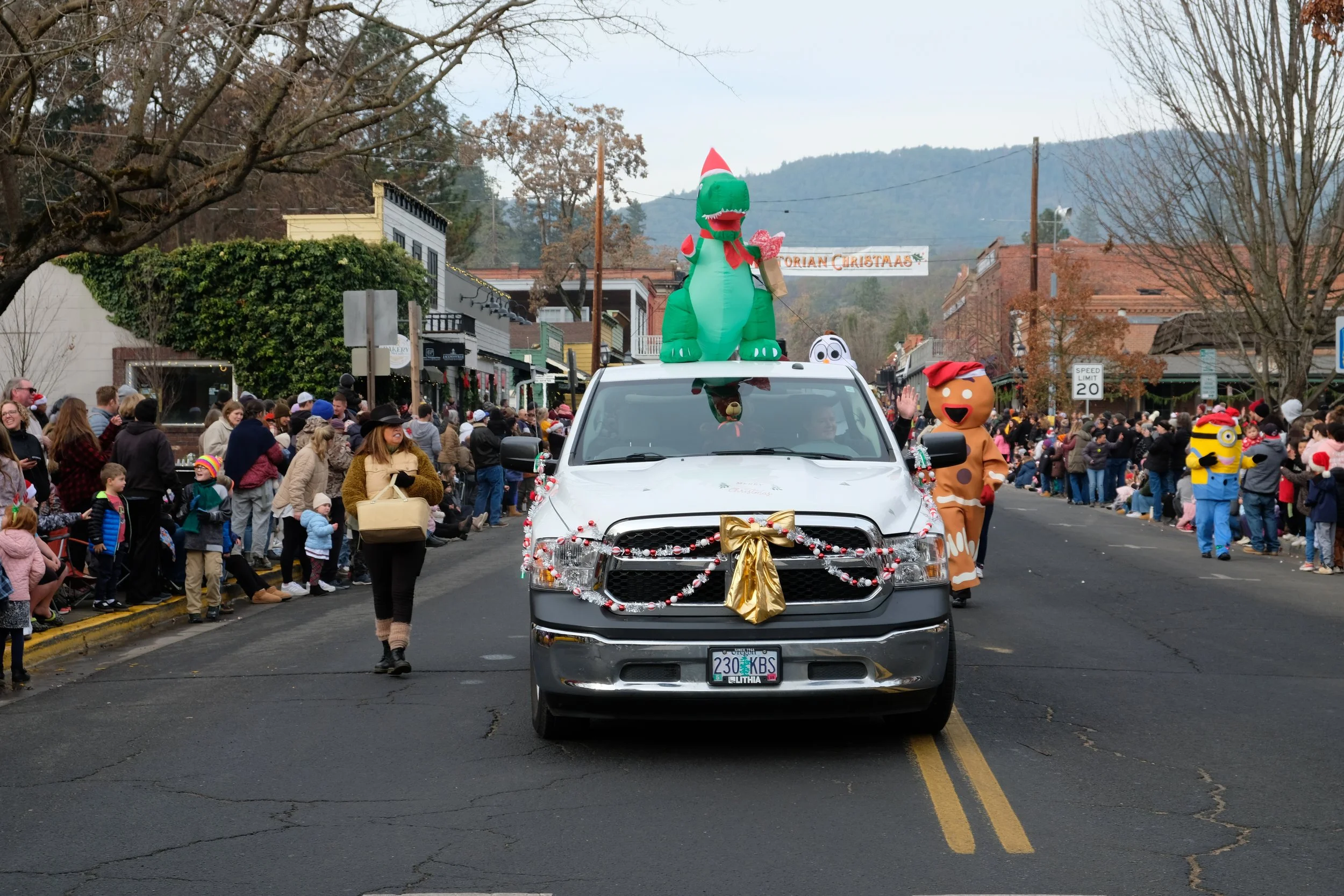 2024 Jacksonville Victorian Holiday Parade (138).JPG