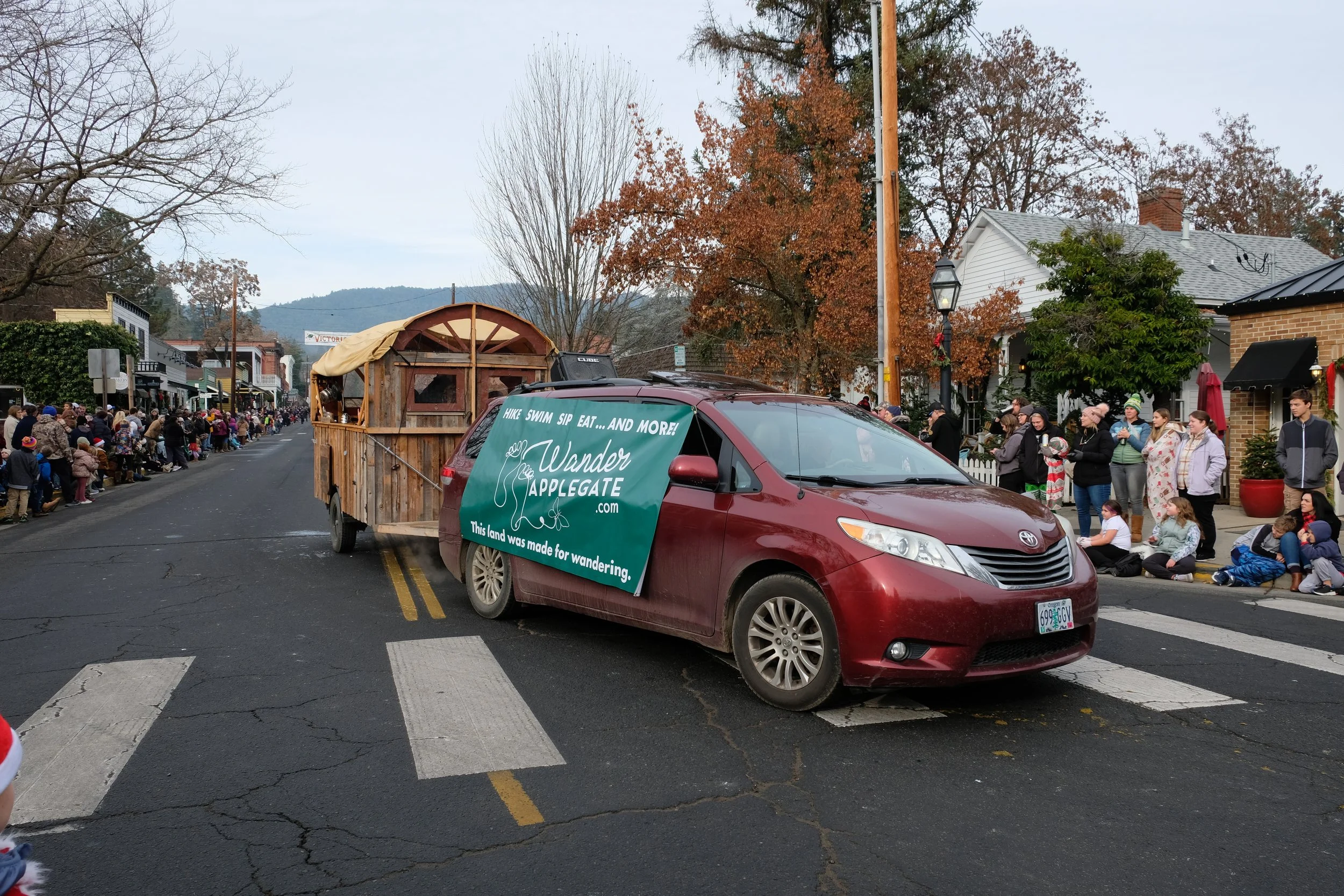 2024 Jacksonville Victorian Holiday Parade (173).JPG
