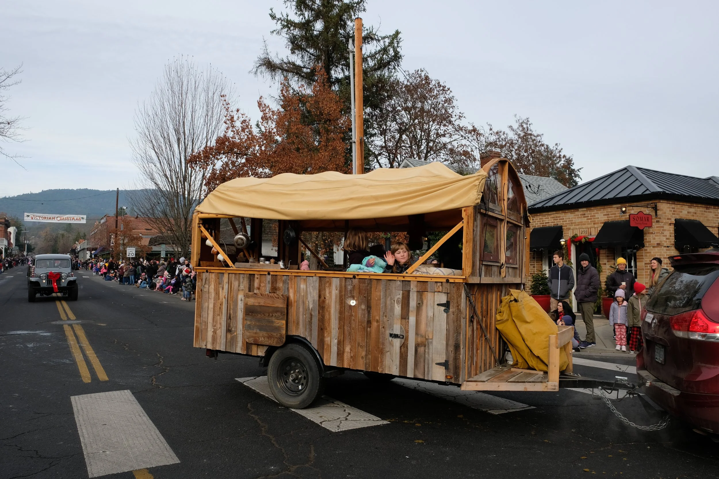 2024 Jacksonville Victorian Holiday Parade (175).JPG