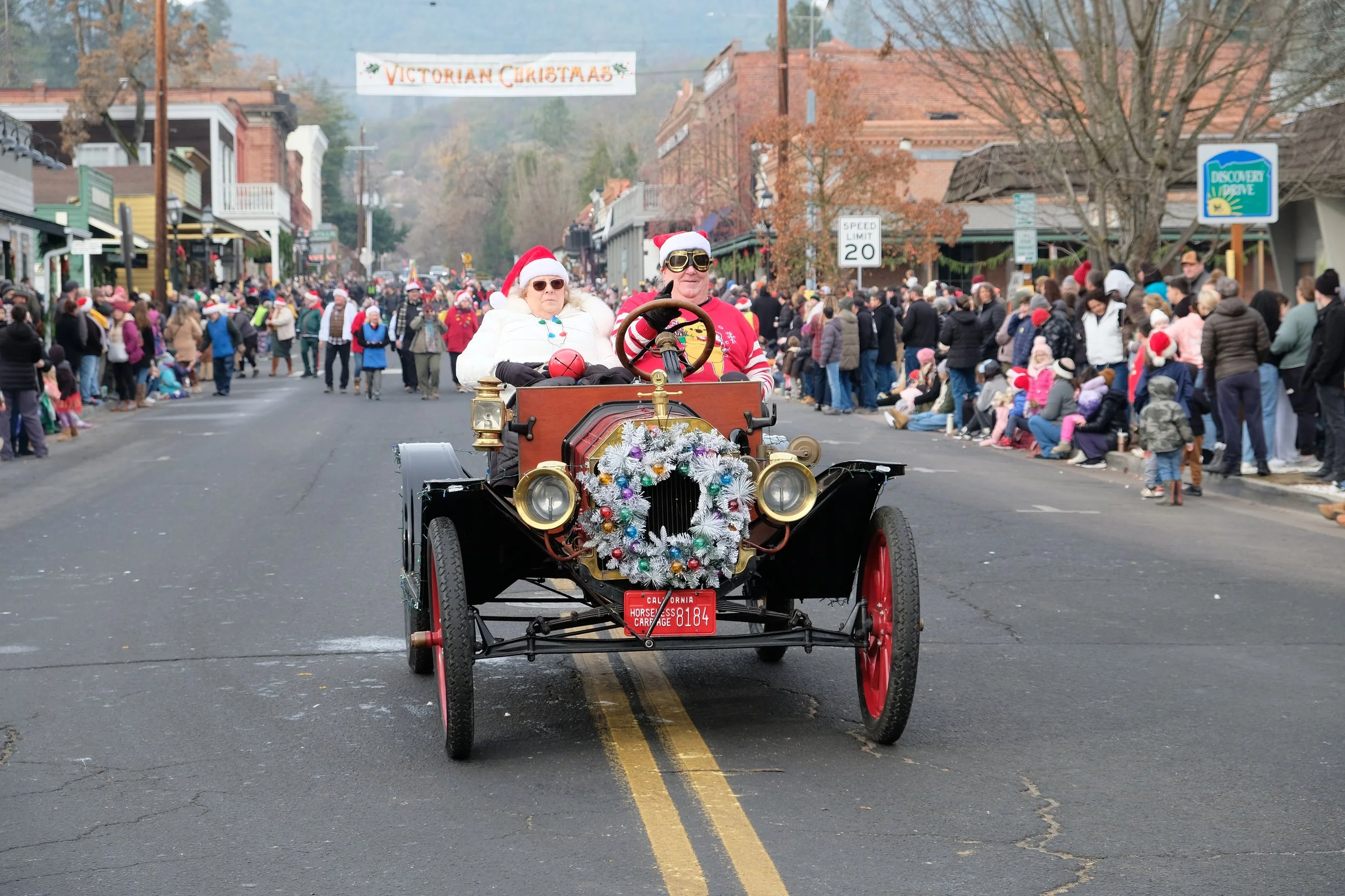 2024 Jacksonville Victorian Holiday Parade (182).JPG