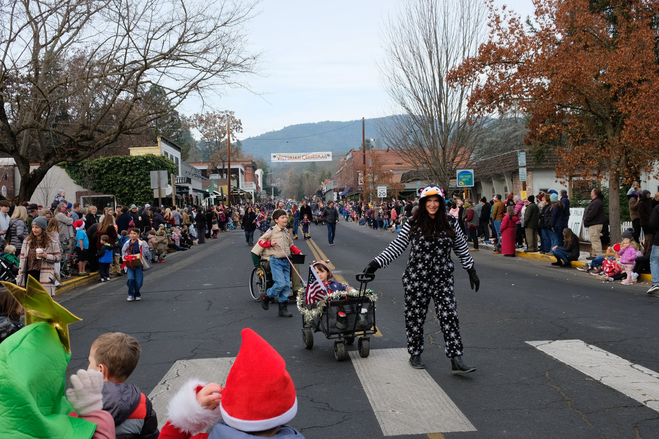 2024 Jacksonville Victorian Holiday Parade (186).JPG
