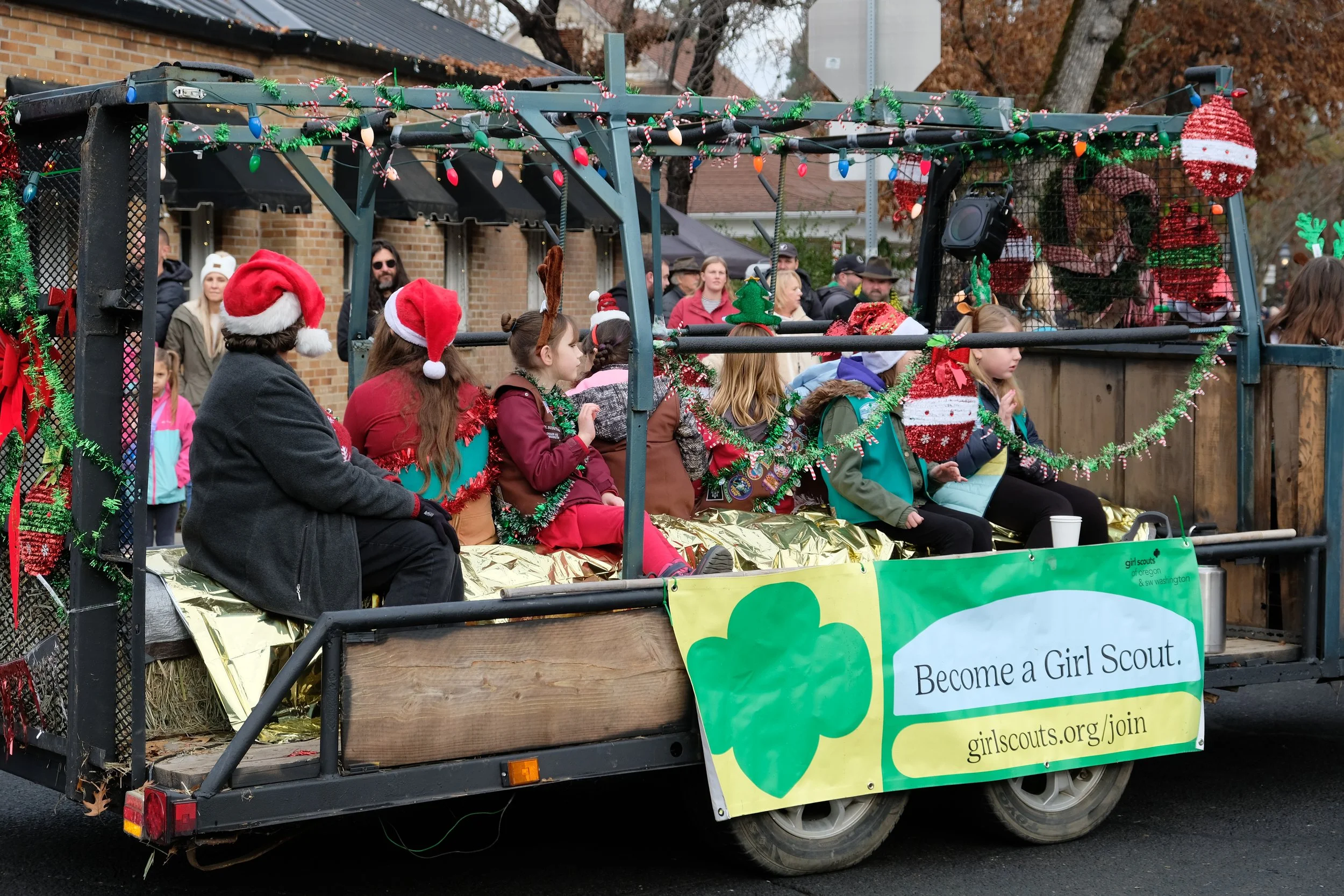 2024 Jacksonville Victorian Holiday Parade (200).JPG