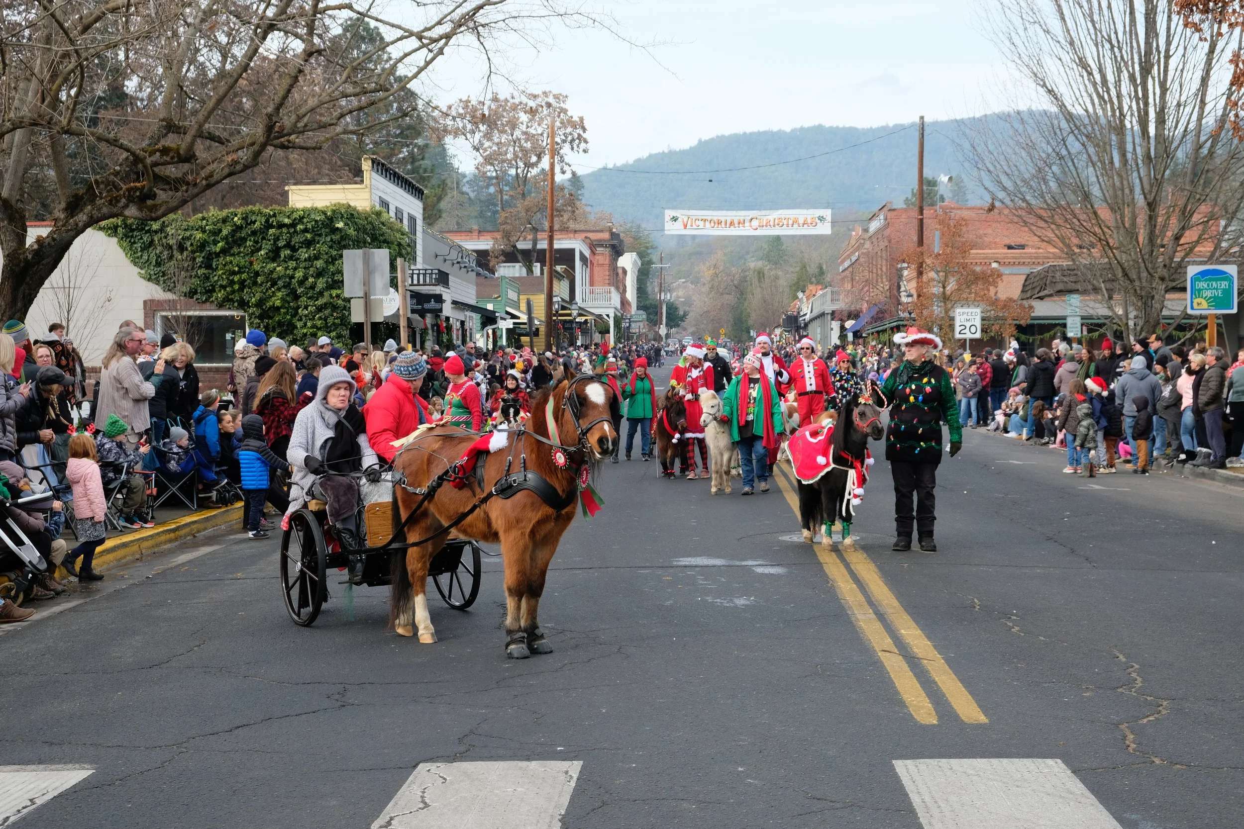 2024 Jacksonville Victorian Holiday Parade (213).JPG