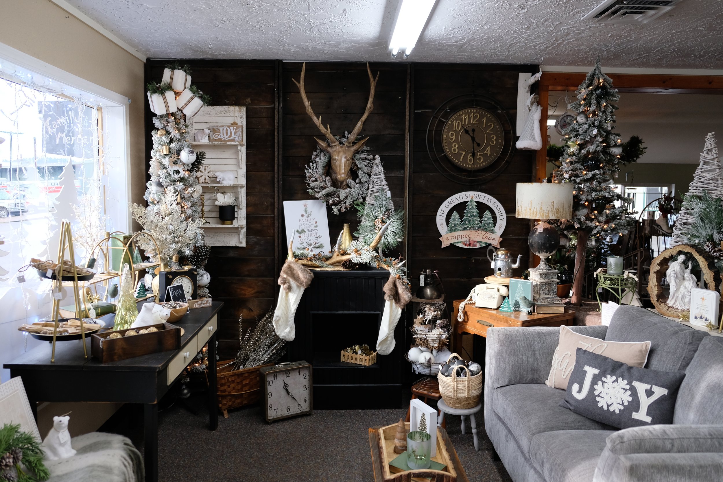 Family and Friends Mercantile - Sutherlin - What to do in Southern Oregon - Umpqua Valley (4).JPG