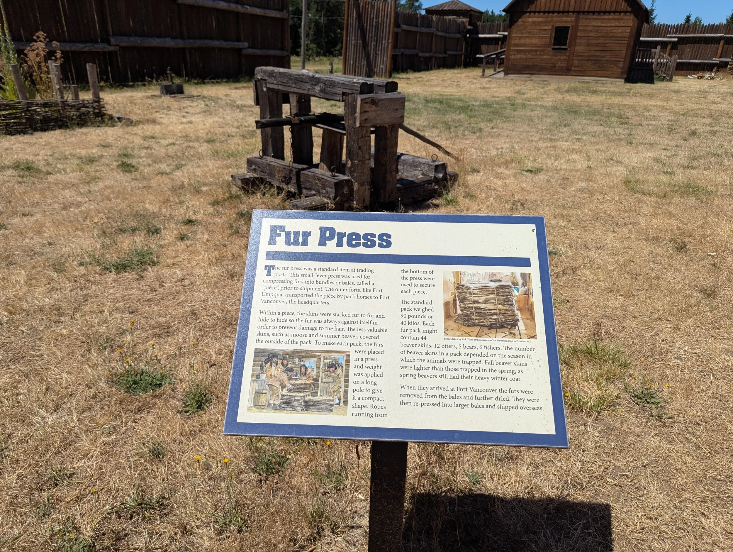 Fort Umpqua - Elkton Community Education Center - Sutherlin - Umpqua Valley - What to do in Southern Oregon - Douglas County (5).jpg