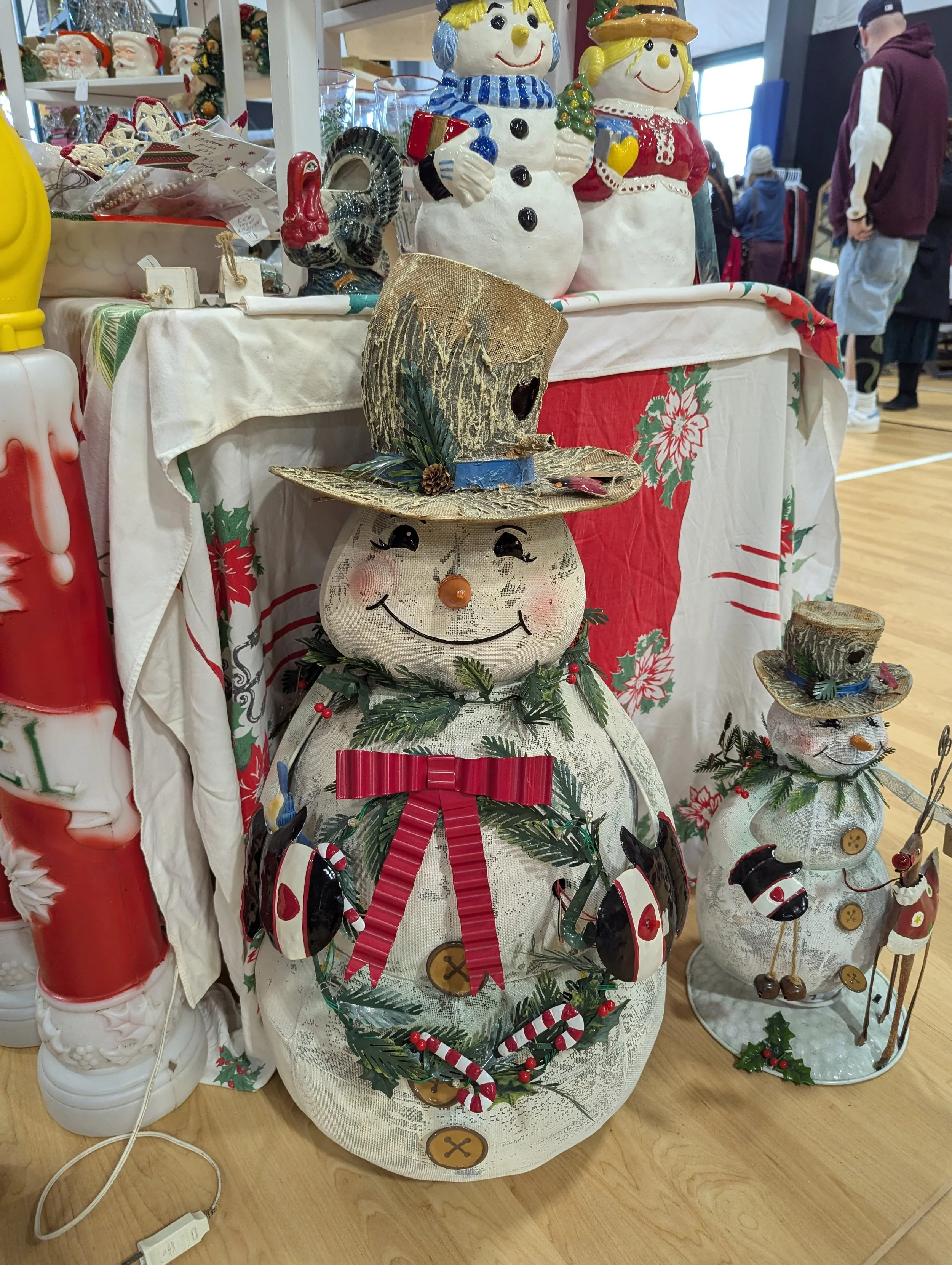 Barnstormer's Holiday Bazaar (5).jpg