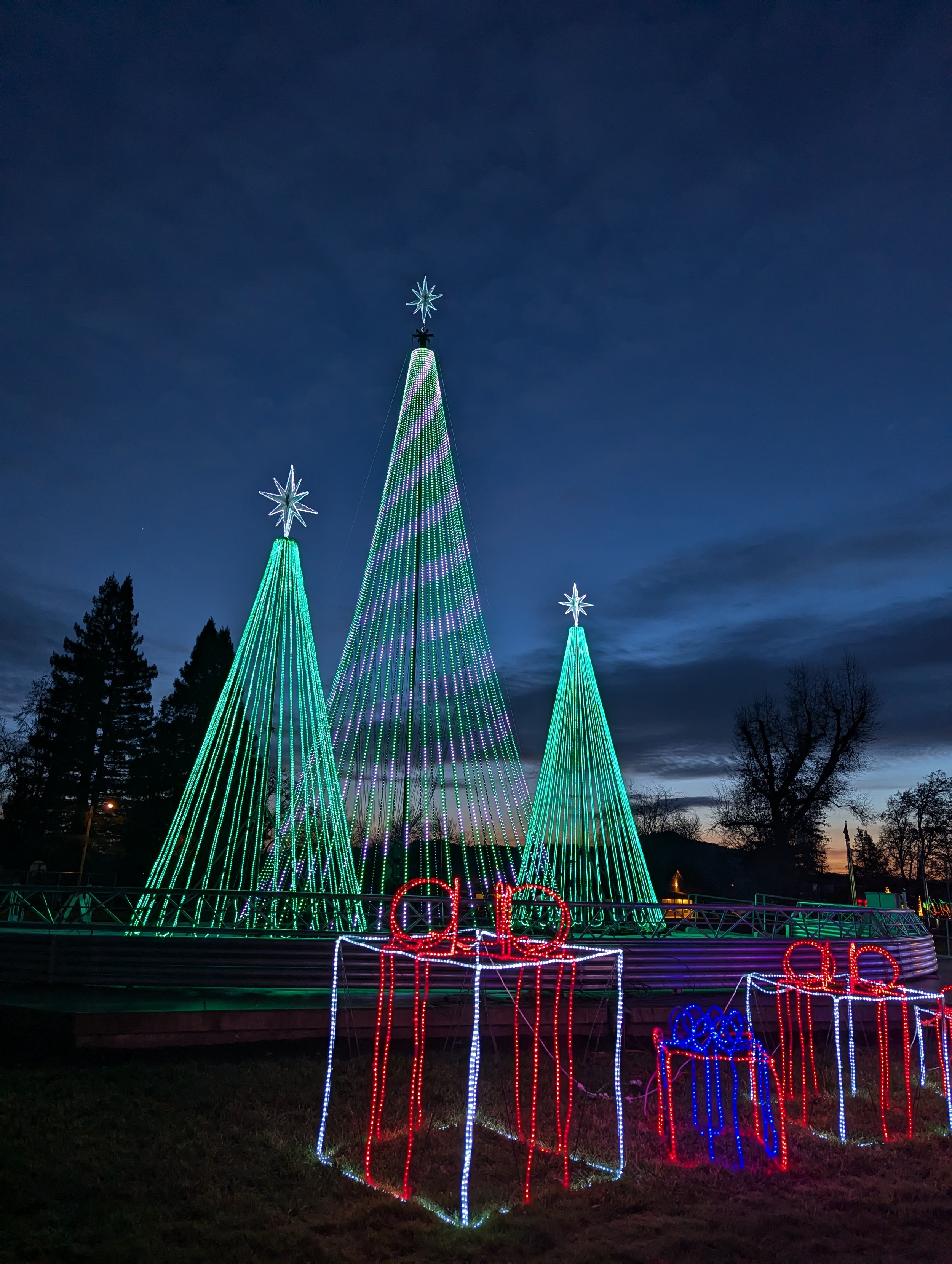 Sutherlin Christmas Tree Lighting