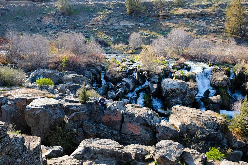 Cline Falls State Scenic Viewpoint - Central Oregon