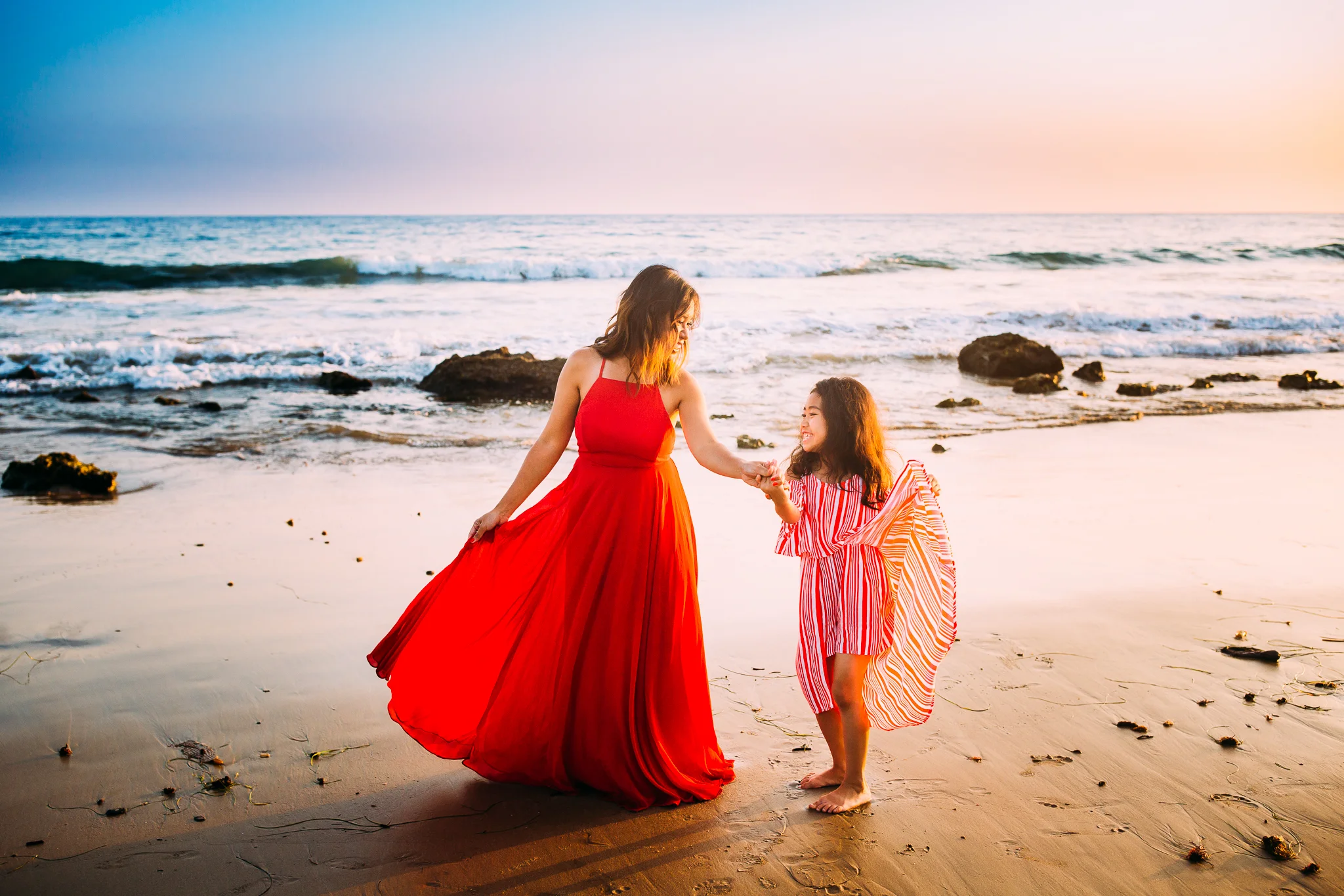 newportbeachfamilyphotographer.jpg