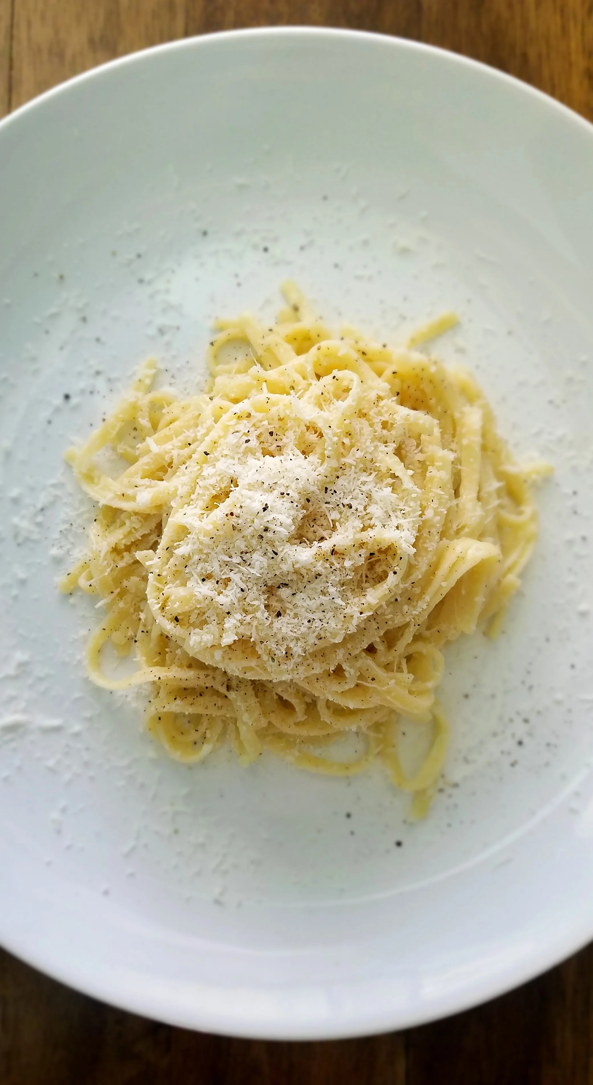 Cacio e Pepe - Italian Pasta Recipe (recipe &amp; story)