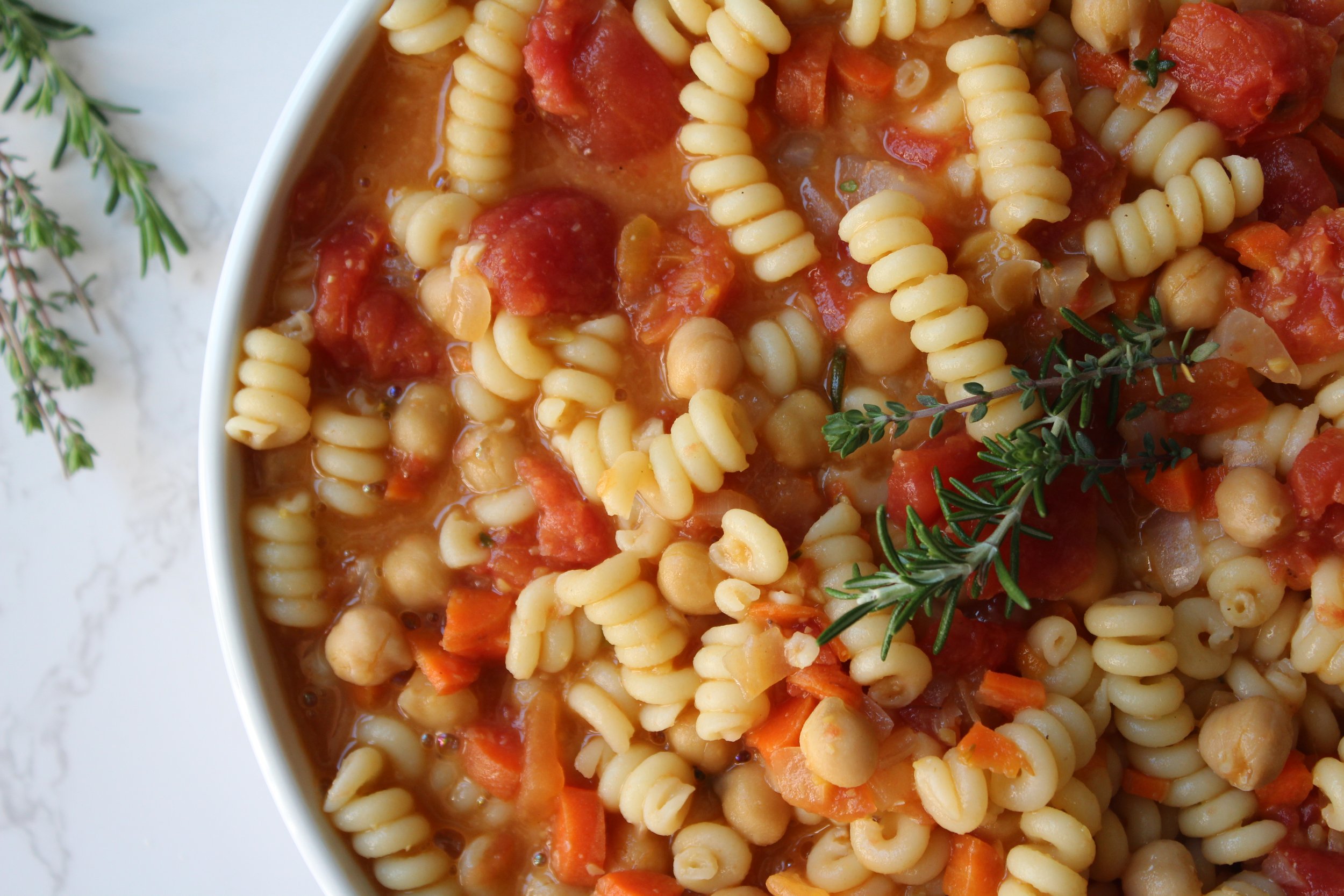 Pasta e Ceci - Pasta and Chickpeas - creative and colorful Italian ...