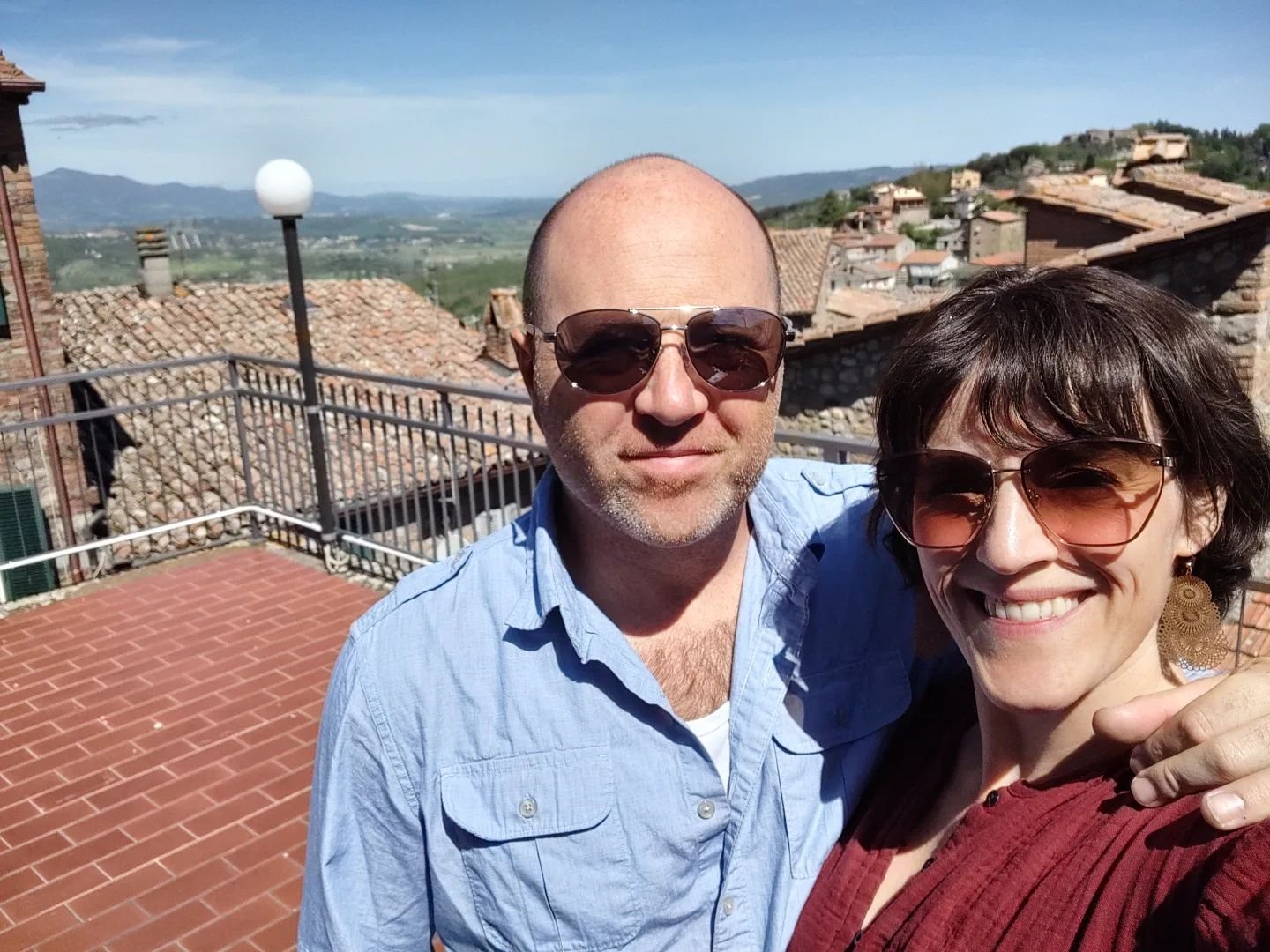 Our first picture together on our terrace 🥰 Dying to be back in our home there...together!!
.
.
#umbriaitalia #umbriaitaly #umbrianhilltowns #umbria #umbriait #dreamingofitaly #dreamofitaly #italiandreams #mydream
