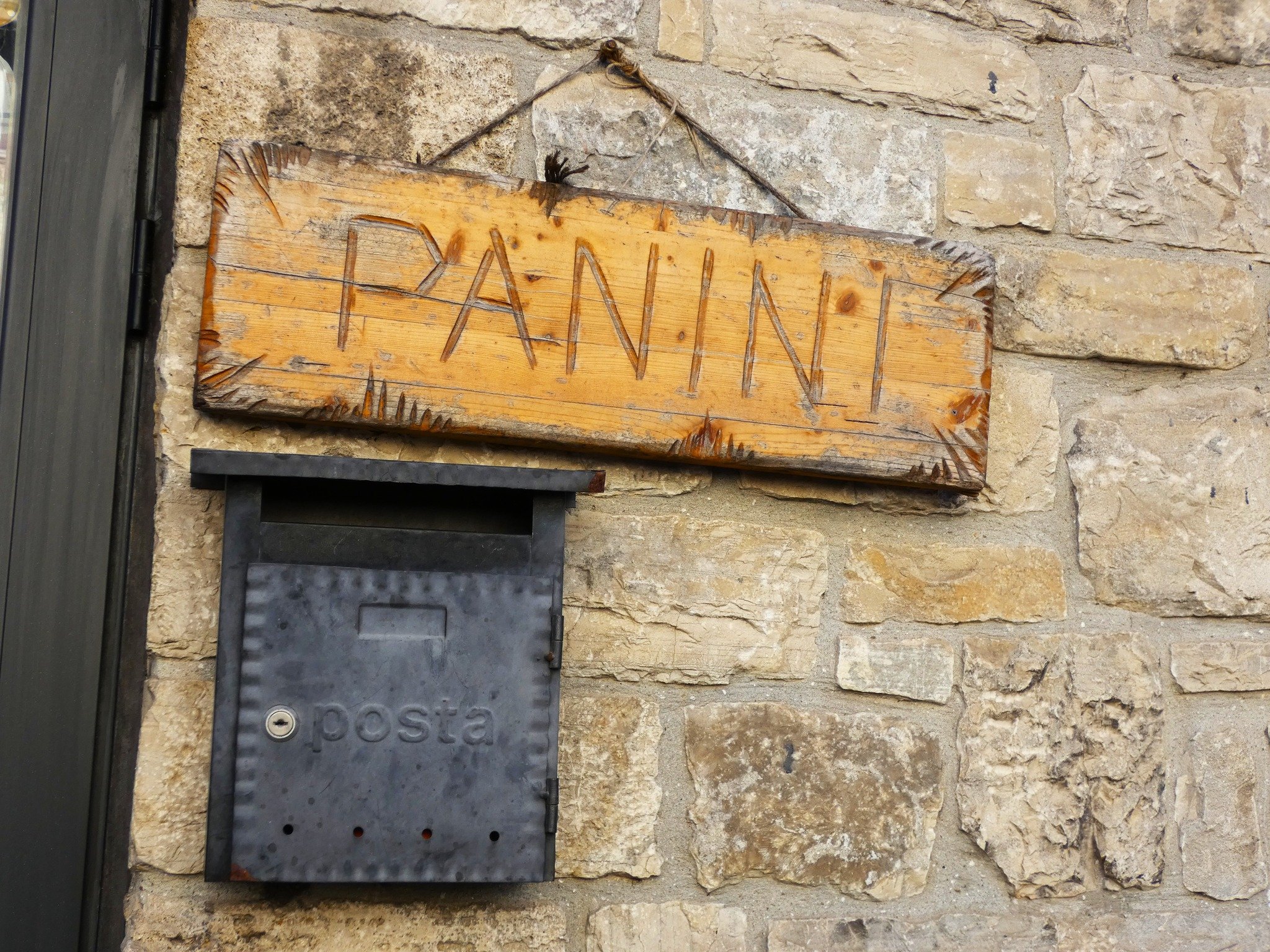 Si per favore😋 Ne vorrei due!!🥪

I have been craving some simple rustic fabulous Italian food lately...the kind you can't get where I live. Time for a trip to Italy!!!

#italy #italia #panini #paninisign #rusticitaly #memories