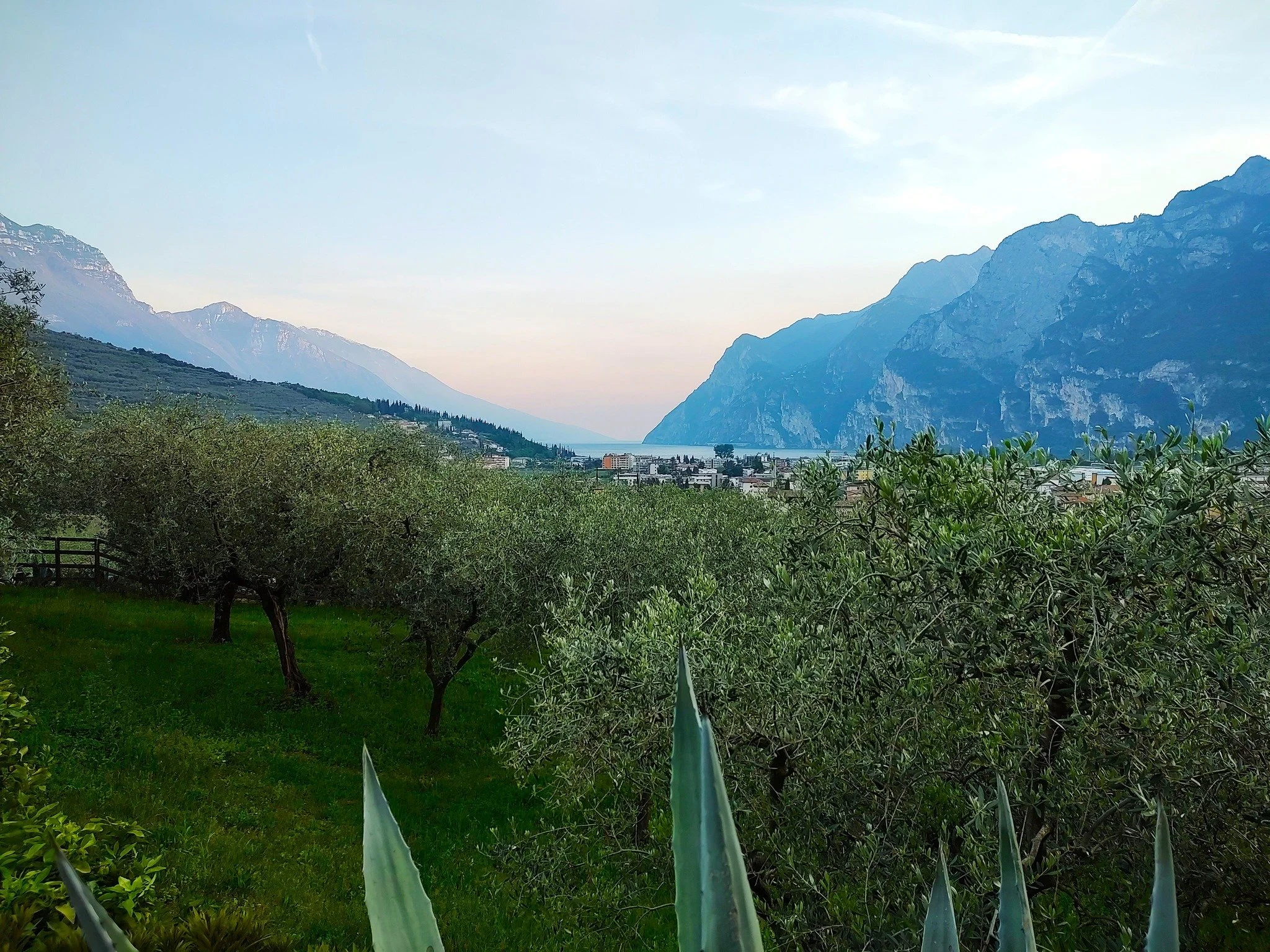 A breathtaking view of the mountains surrounding the northern end of Lago di Garda. Ohhh...how my soul wants to be there again!

I recently finished a post about Lago di Gardo (Lake Garda) over on my blog. Visit LifeLemonsItaly.com or Google Life Lem