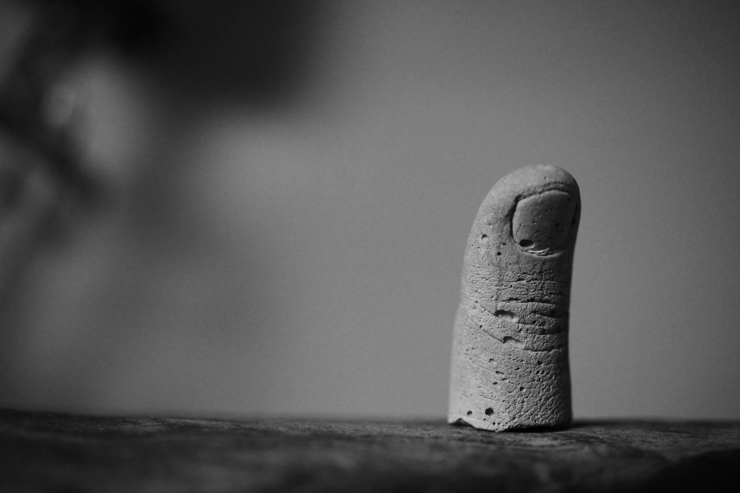  I molded my thumb when I finished Idol（the rest of cement）.&nbsp; 