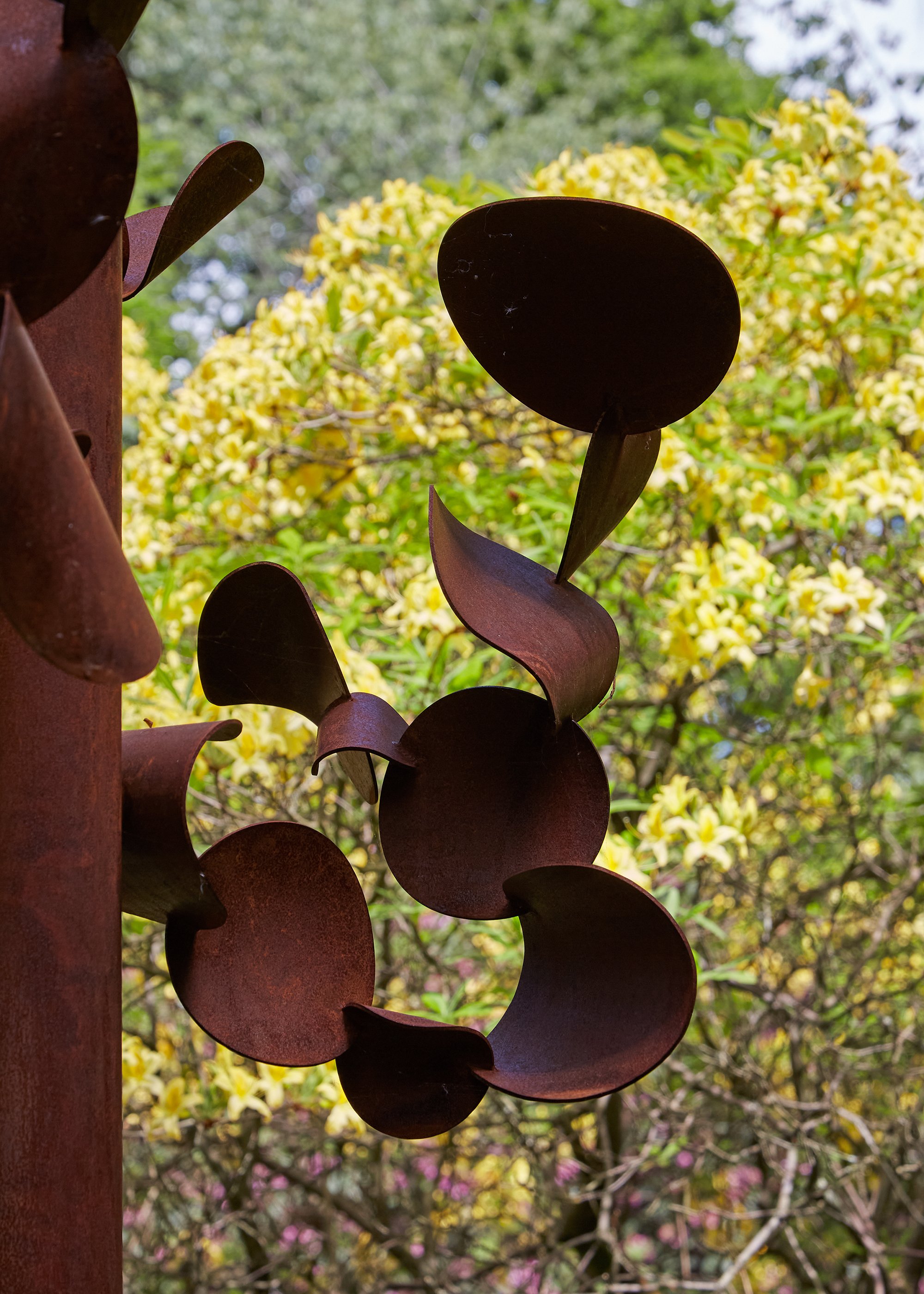   High Shade (I)  - (Detail)  Weathering Steel (unique)  258 x 90 x 90 cm 