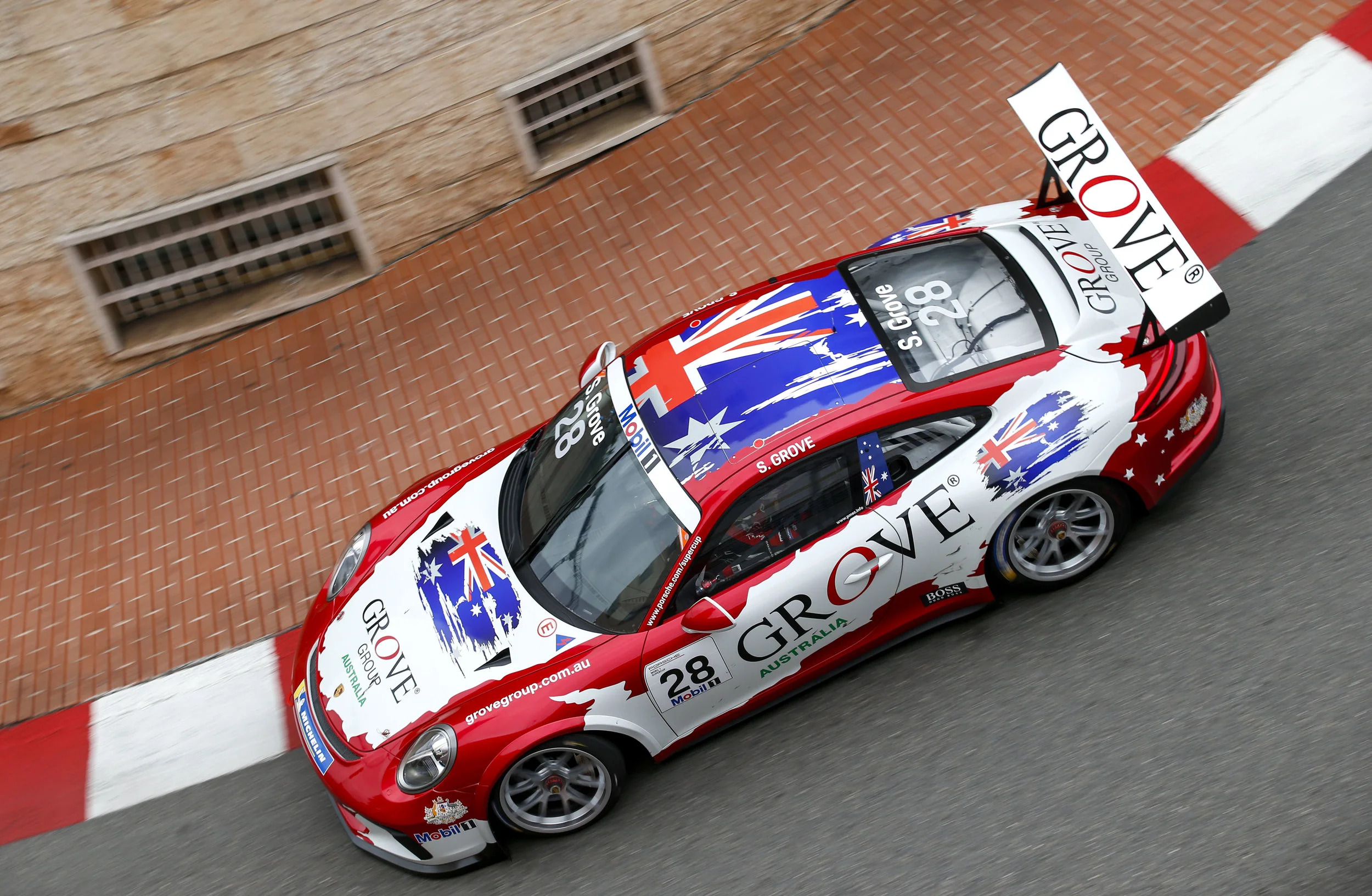 porsche_87587.jpg