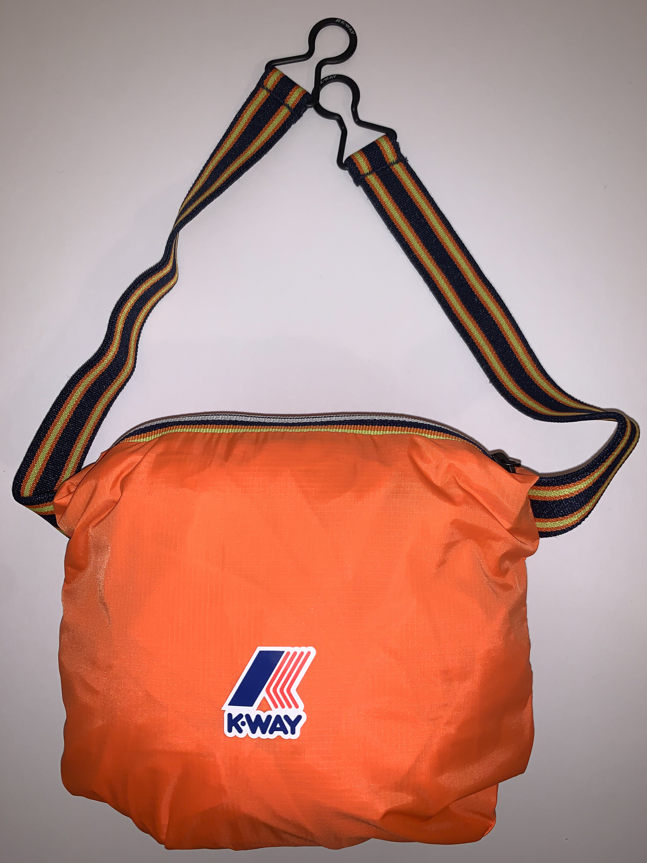 K-Way Le Vrai Leon 3.0 x douce Rain jacket Orange — douce