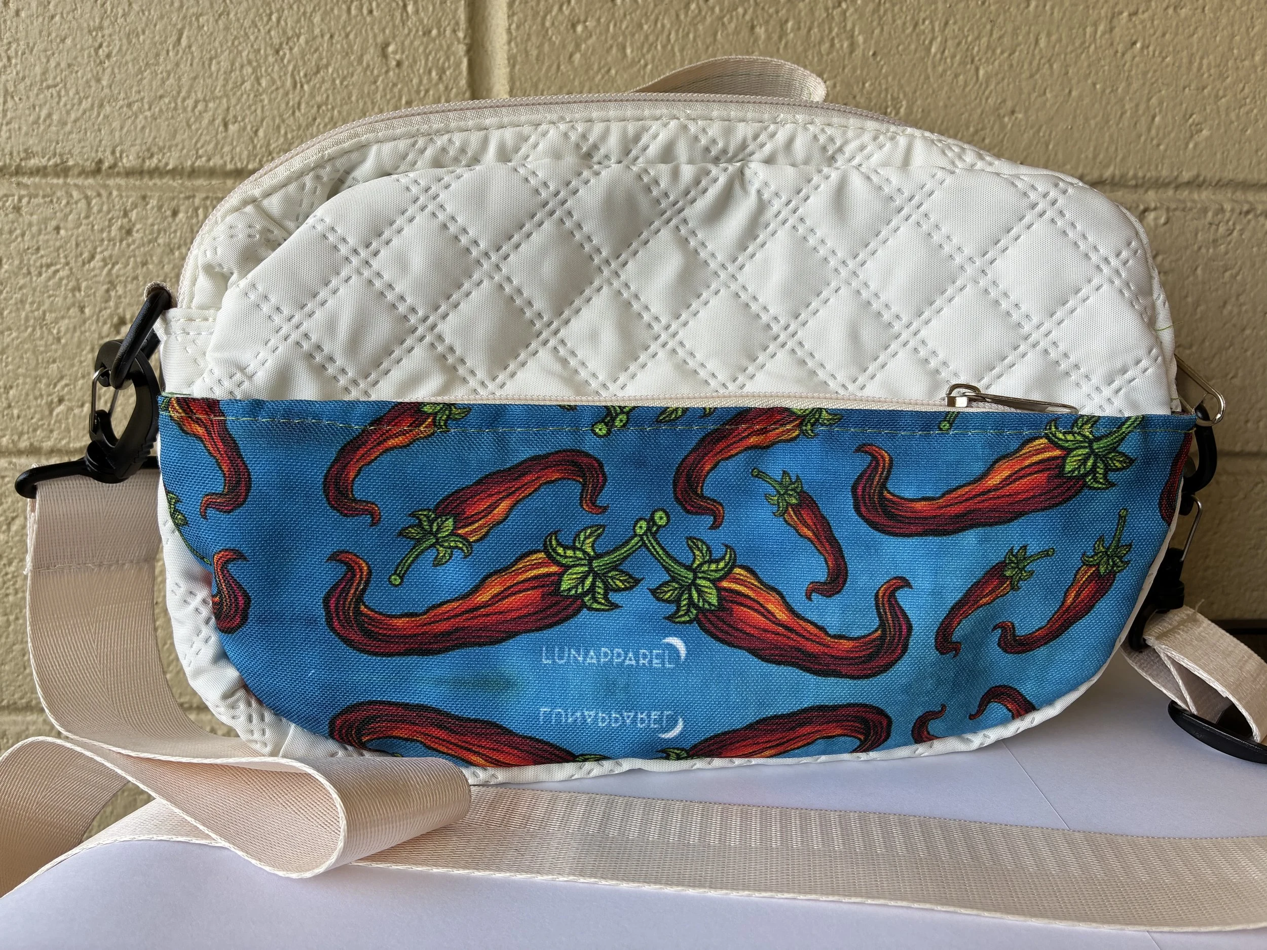 CrossbodyChilibag_IMG_5969.jpeg