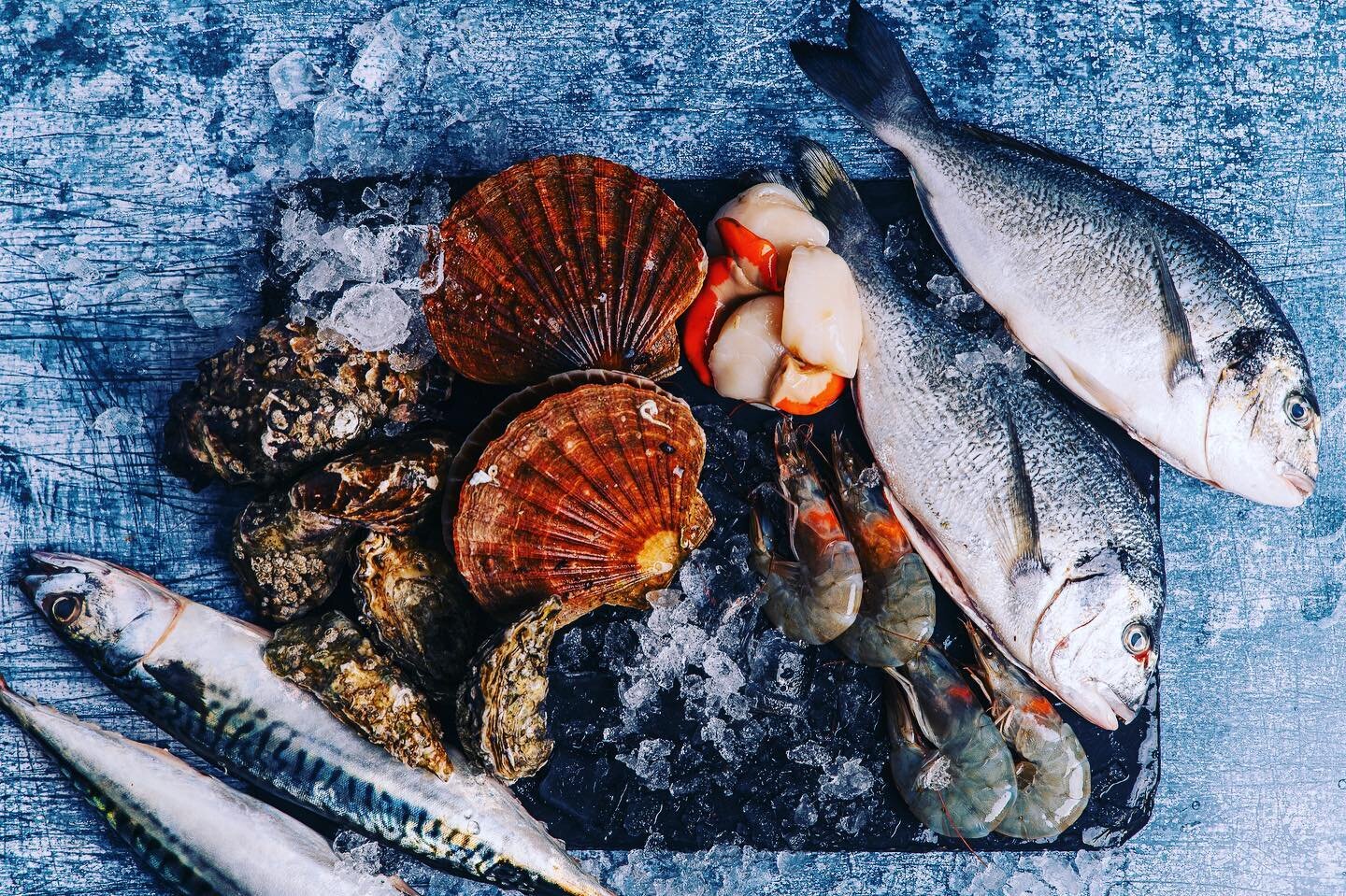 Happy New Year and a huge thank you to all our customers and fantastic suppliers. Your loyalty and support really does make all the hard work worth it. Best wishes for a happy and healthy 2022. Stuart 🐟🦞🥂