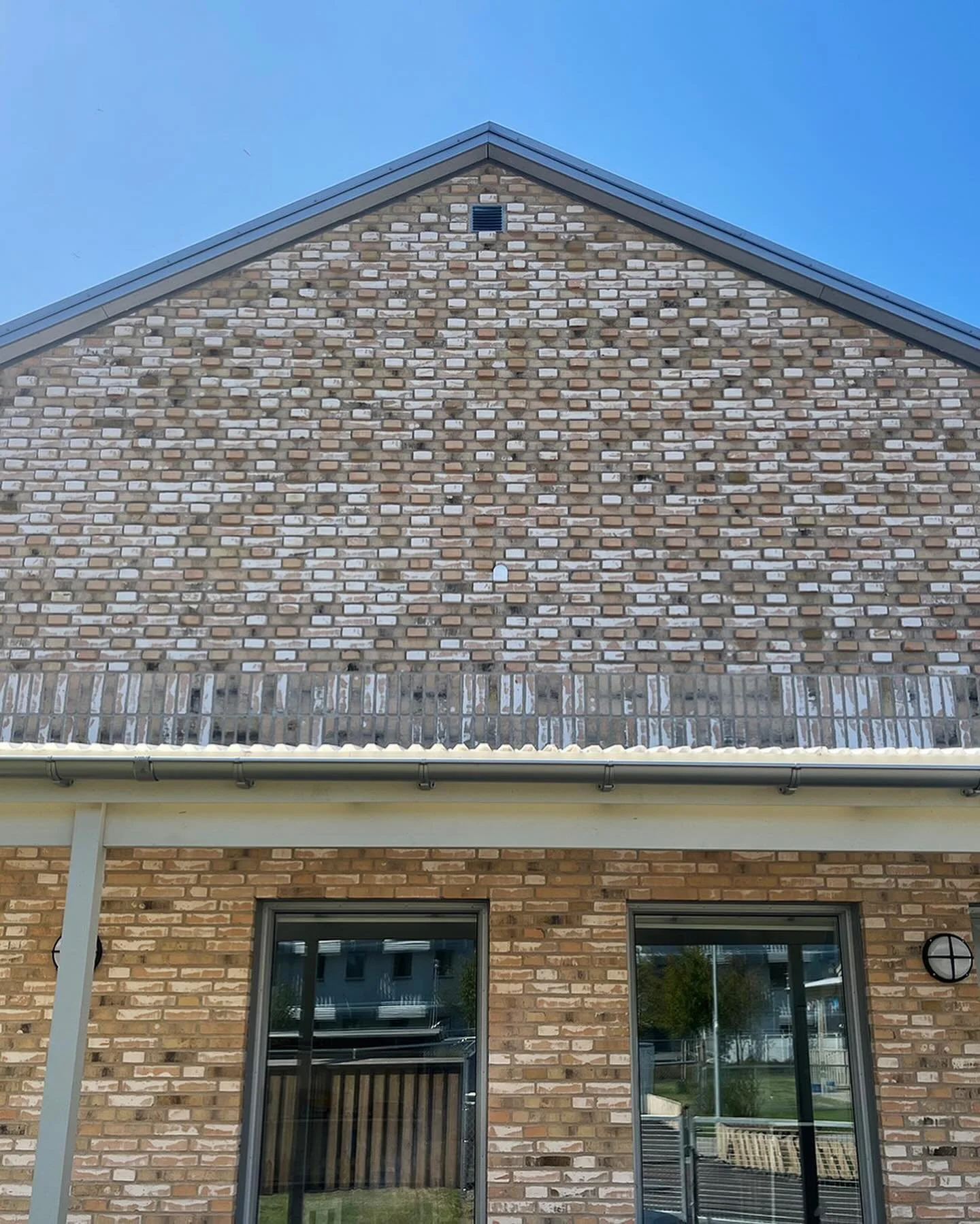 Alltid sp&auml;nnande att bes&ouml;ka f&auml;rdiga projekt! H&auml;r om dagen var vi p&aring; plats p&aring; F&ouml;rskolan Sagomossen. Vi har ritat en tillbyggnad samt ombyggnation av befintliga delar.