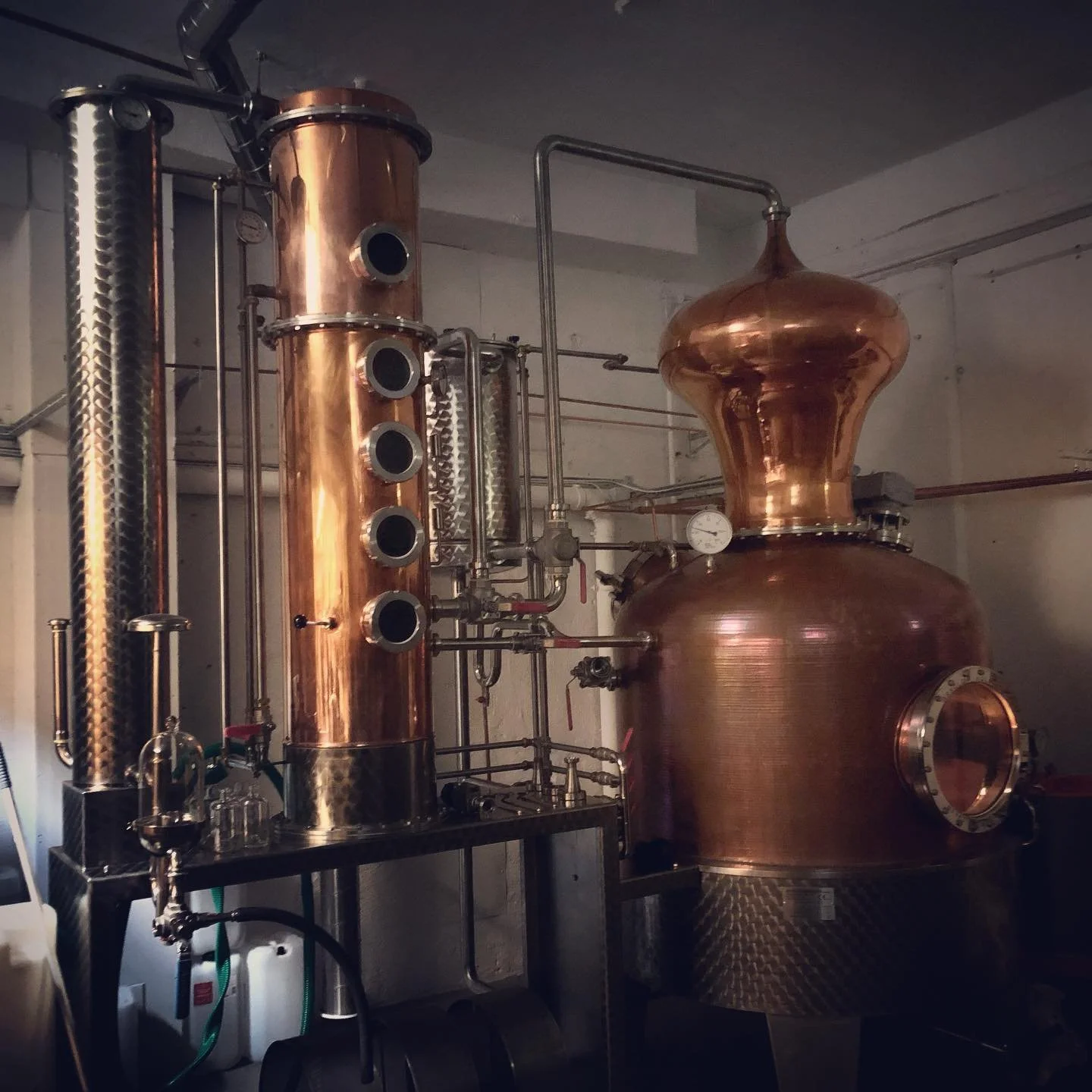 Cider och gin provning p&aring; kollegan Nicks produktion #stockholmsbr&auml;nnerigin