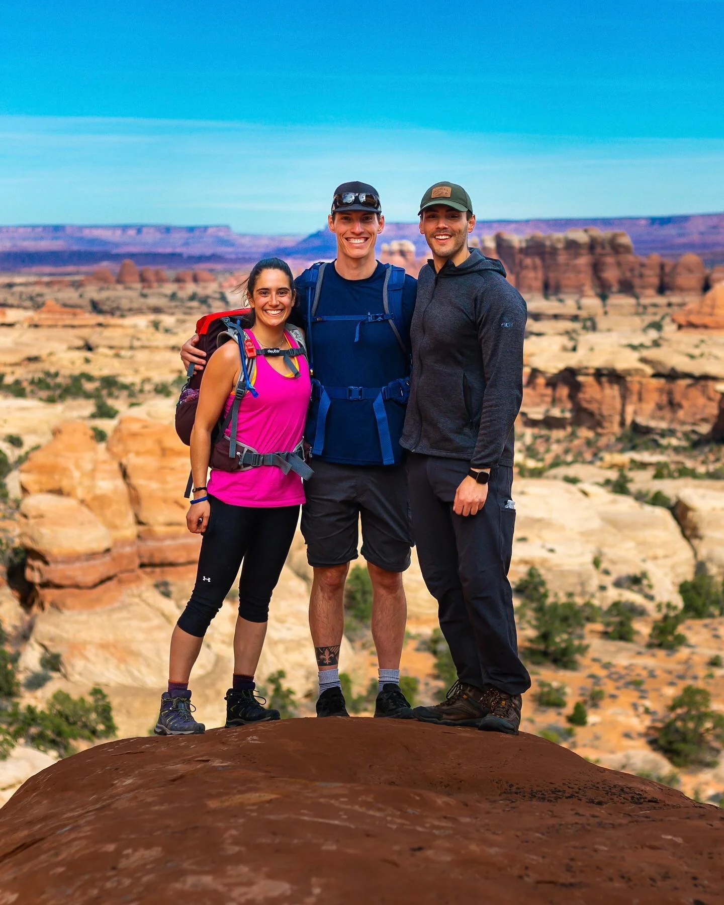 Canyonlands NP with the new Colorado crew 🤙🏼 Nov. 12&ndash;14, 2021.

A few months back, I had no clue where this adventure would lead. So far, it&rsquo;s brought me to some incredible places and to even more incredible people&mdash;and I&rsquo;m i