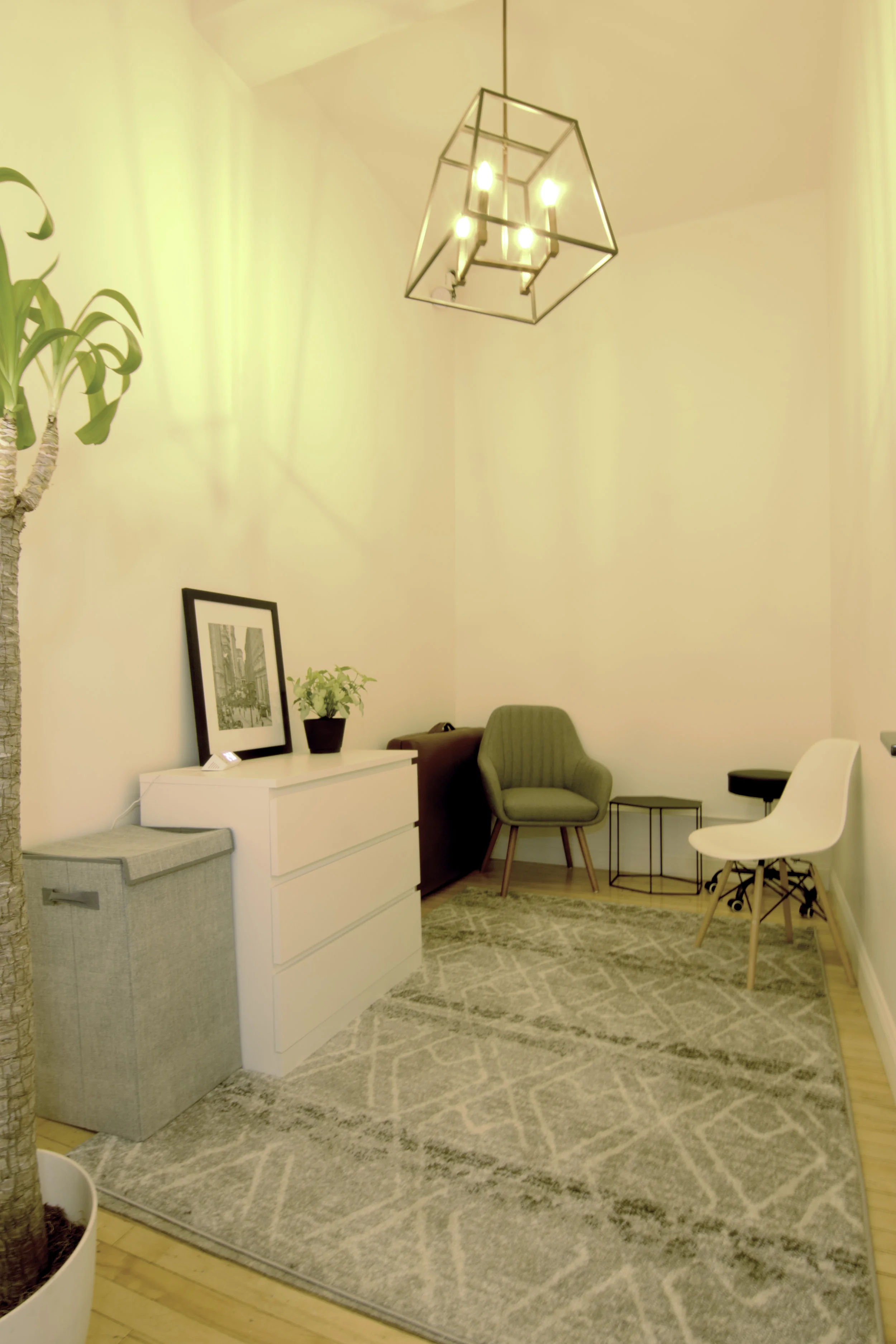 chelsea room 1a .jpg