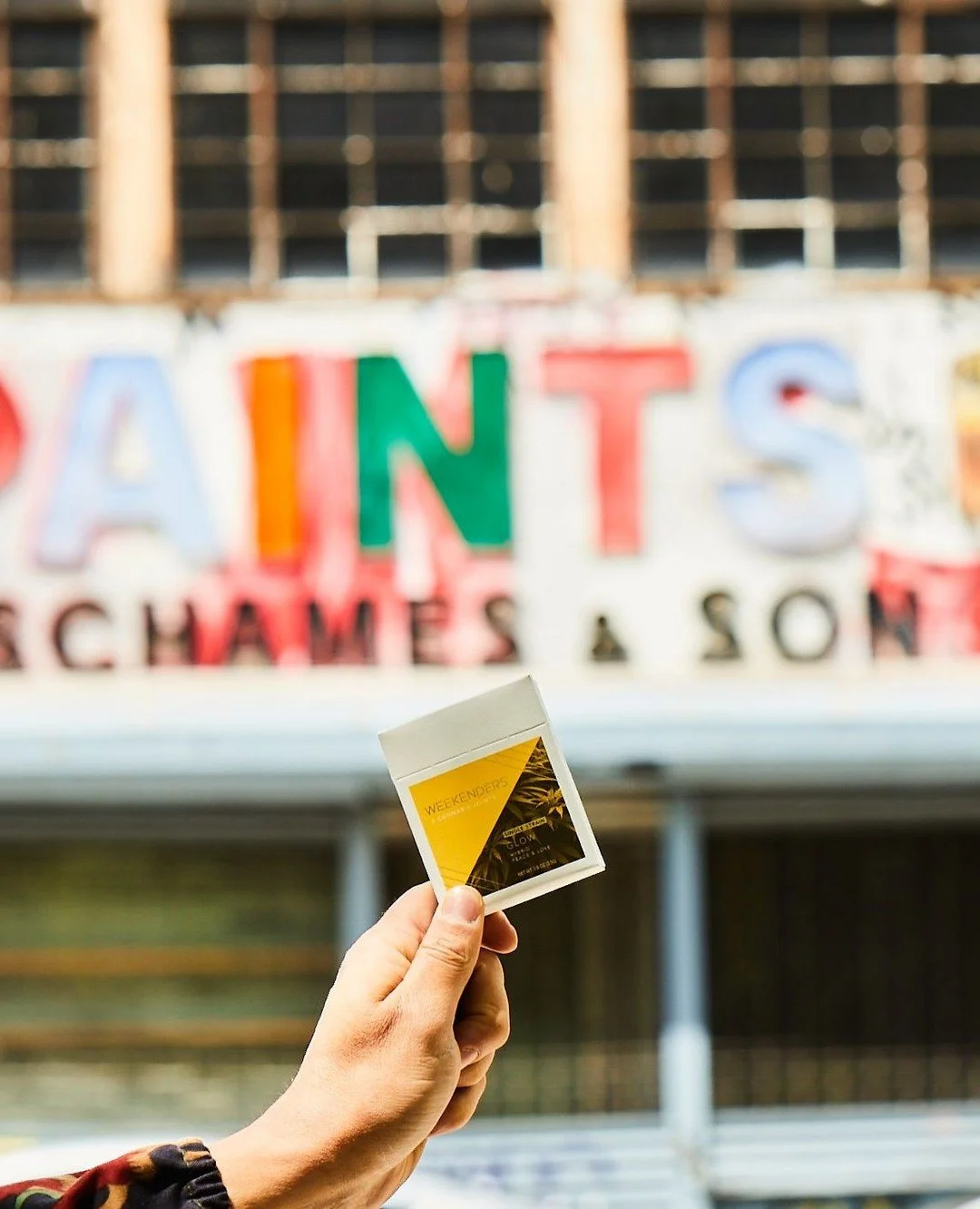 For that warm, fuzzy lift without the weight. Glow keeps things light, easy, and perfectly tuned for daytime flow.