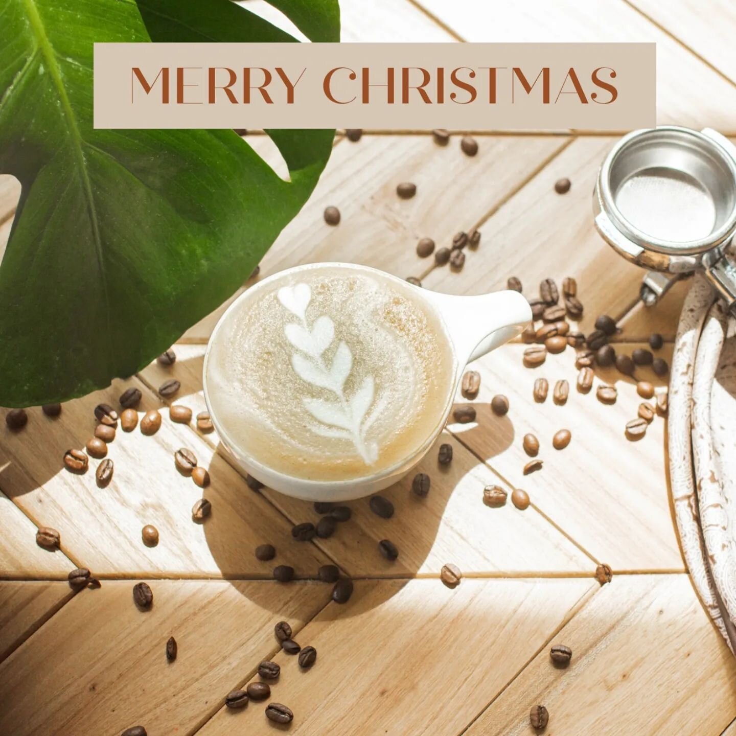 Merry Christmas to you and yours from our team here at The Blend &amp; co. We hope you all have a safe and wonderful Christmas! 🎄✨️
&bull;
We can't wait to be back to serving you on Tuesday!

#local #coffeeshop #merrychristmas #theblendandco