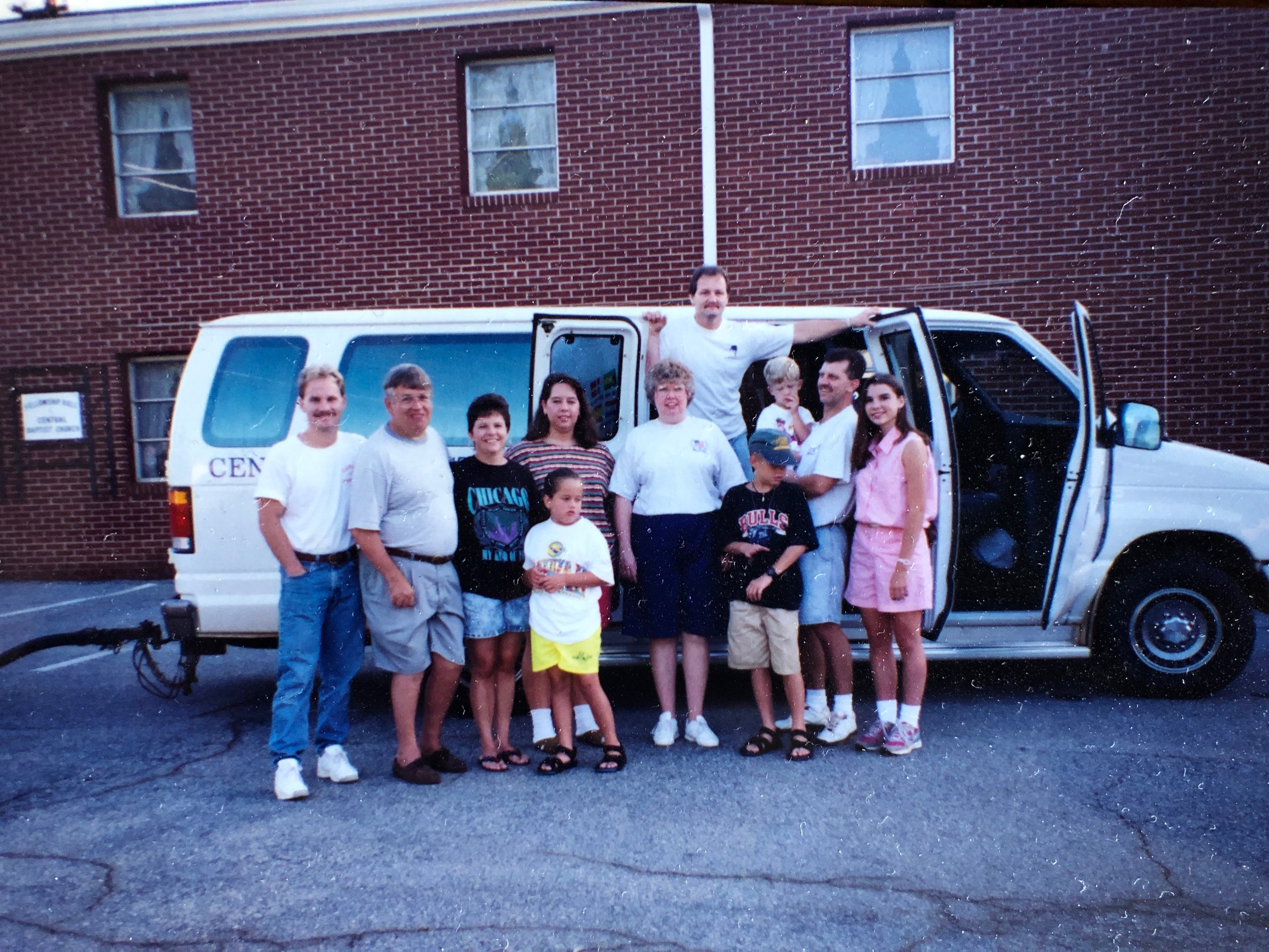 Mary Splawn far right, Dot Stephens center white t-shirt and others going on mission trip to Kenvir KY.jpg