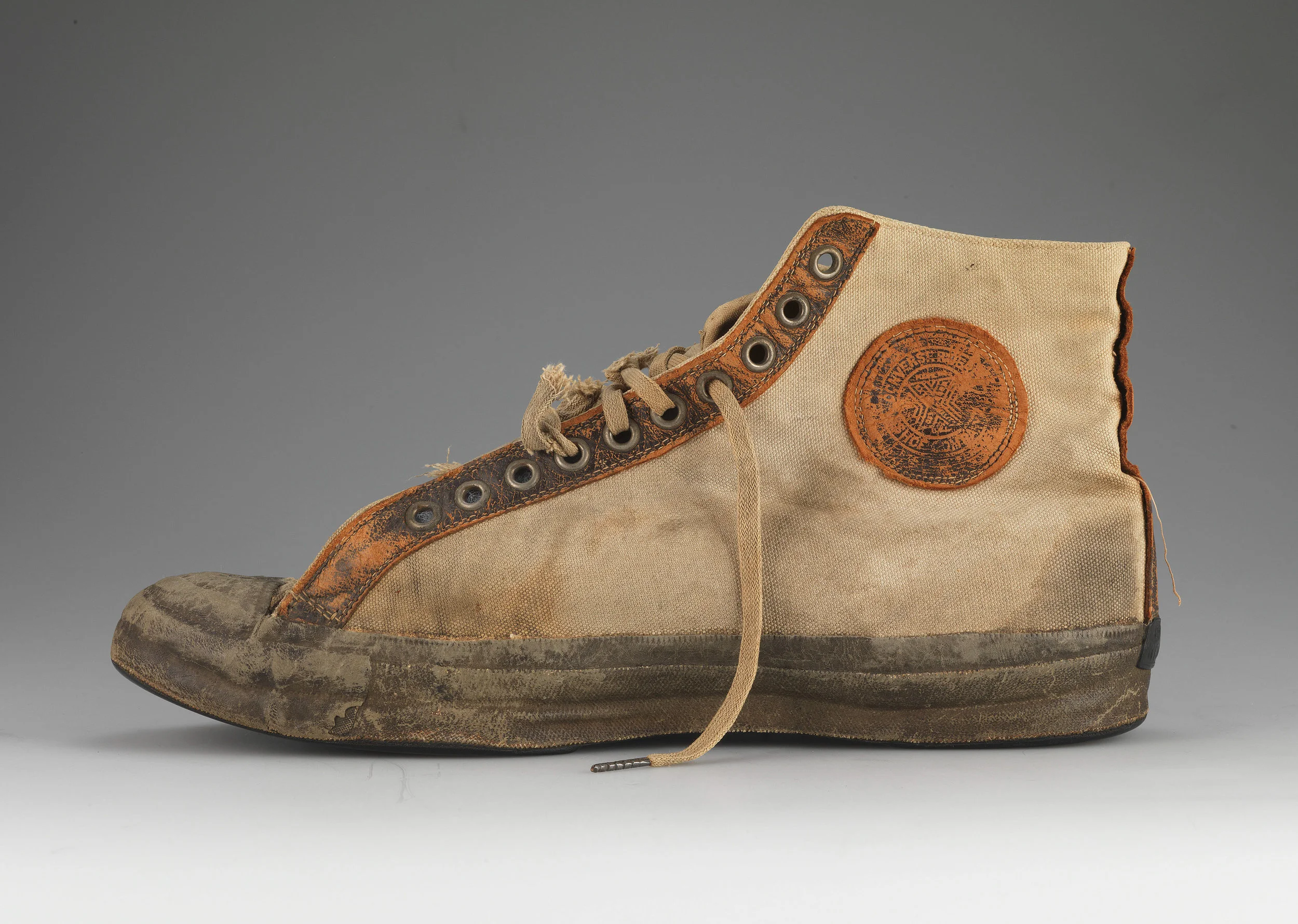40. Fashion in Focus: Sneakers