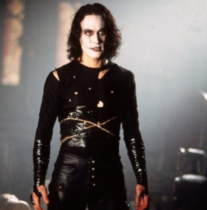 100. An Unravel Halloween: Costumes in The Crow