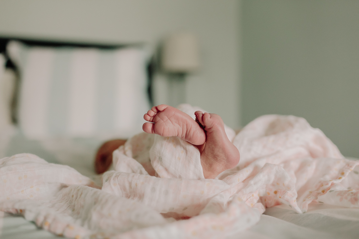 Virginia-Beach-Newborn-Photographer-14.jpg