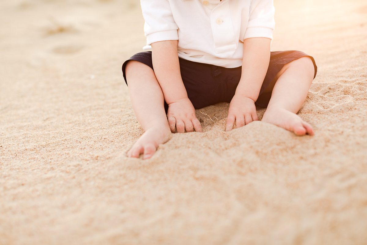 Virginia-Beach-Family-Photographer-5.jpg