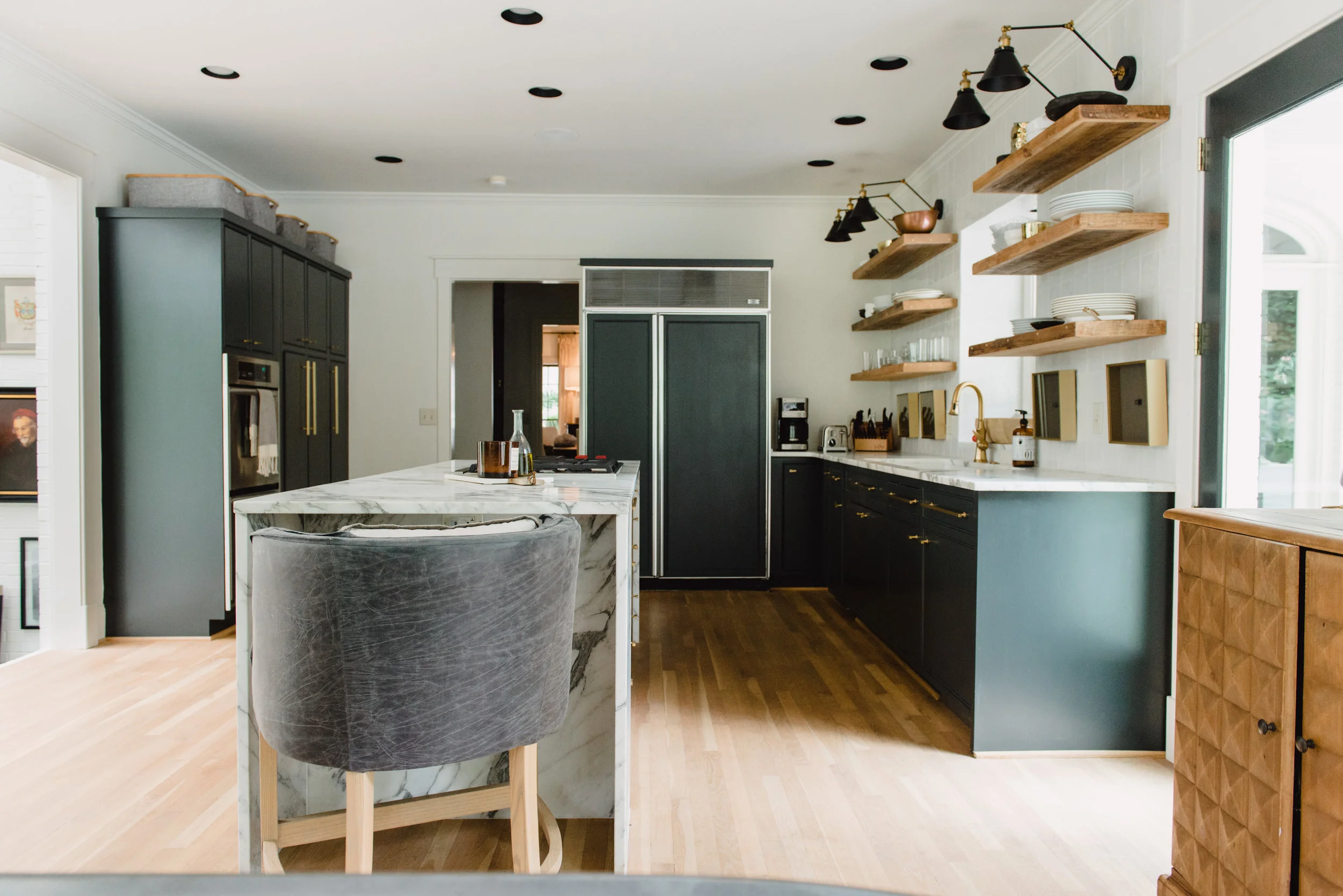 Old Leeds Lane — Slate Barganier Building